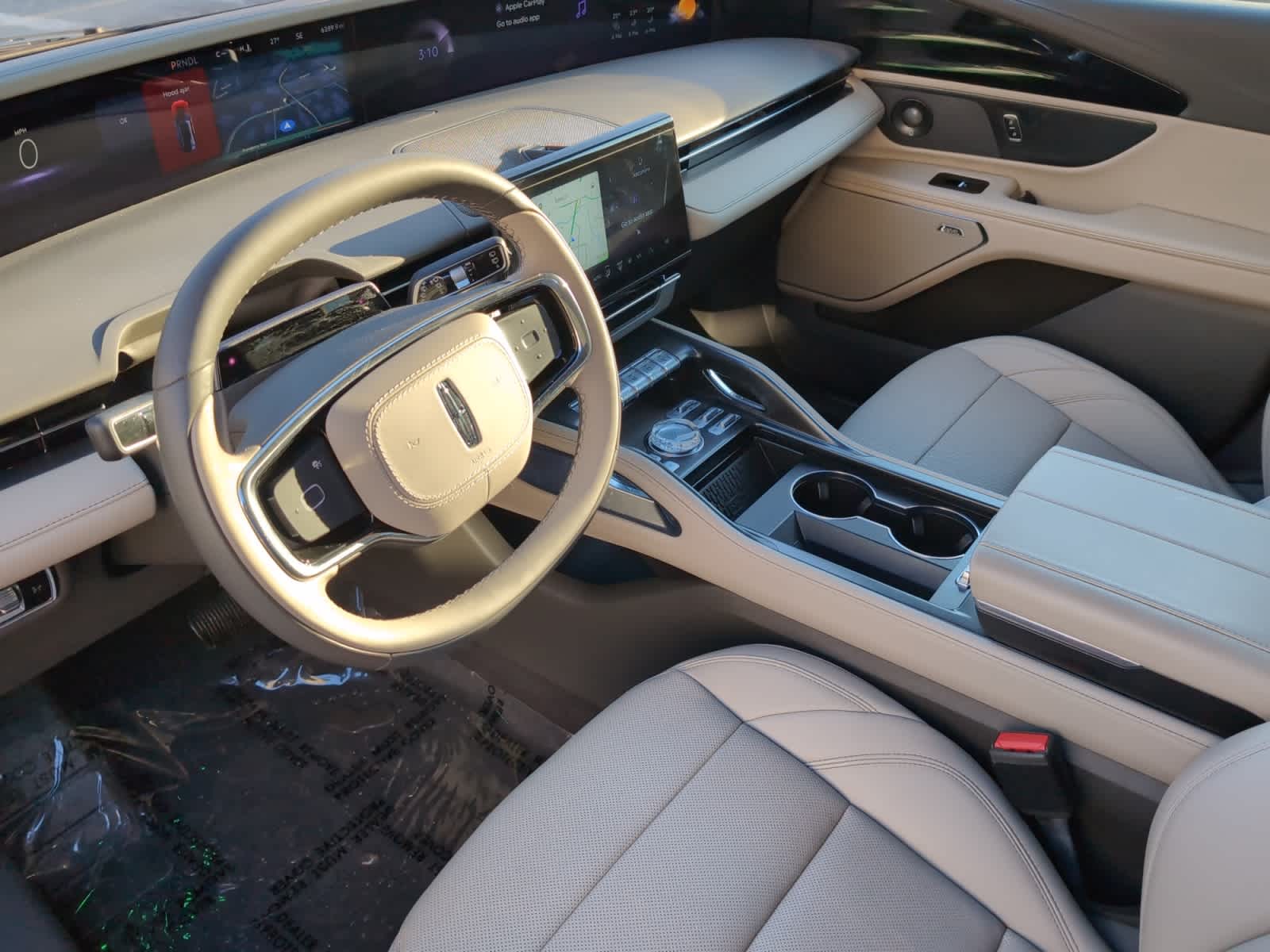 used 2024 Lincoln Nautilus car, priced at $50,998