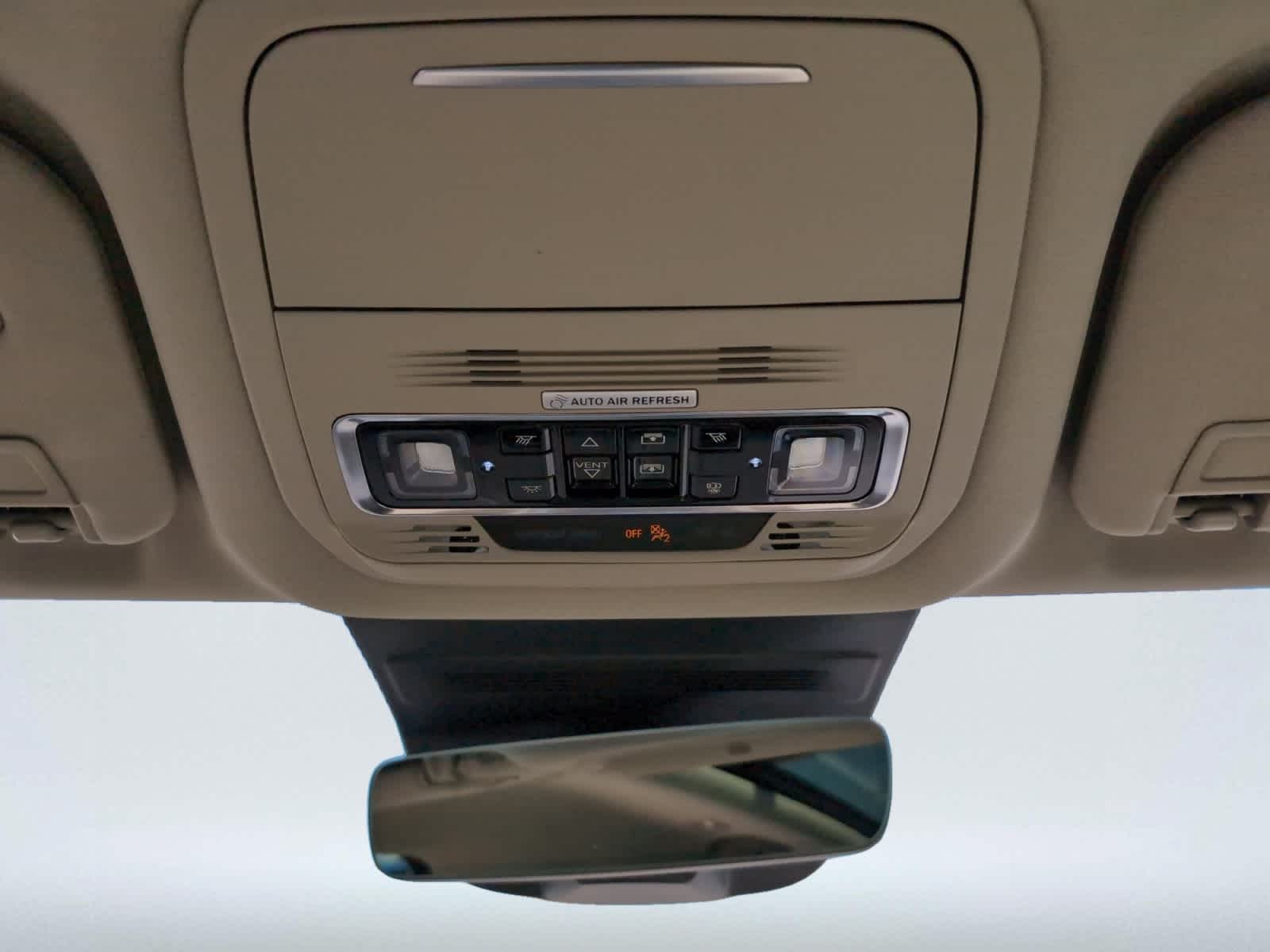 used 2025 Lincoln Nautilus car, priced at $57,298