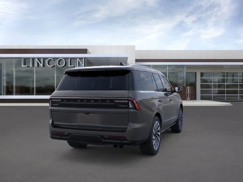 new 2026 Lincoln Navigator car, priced at $124,665