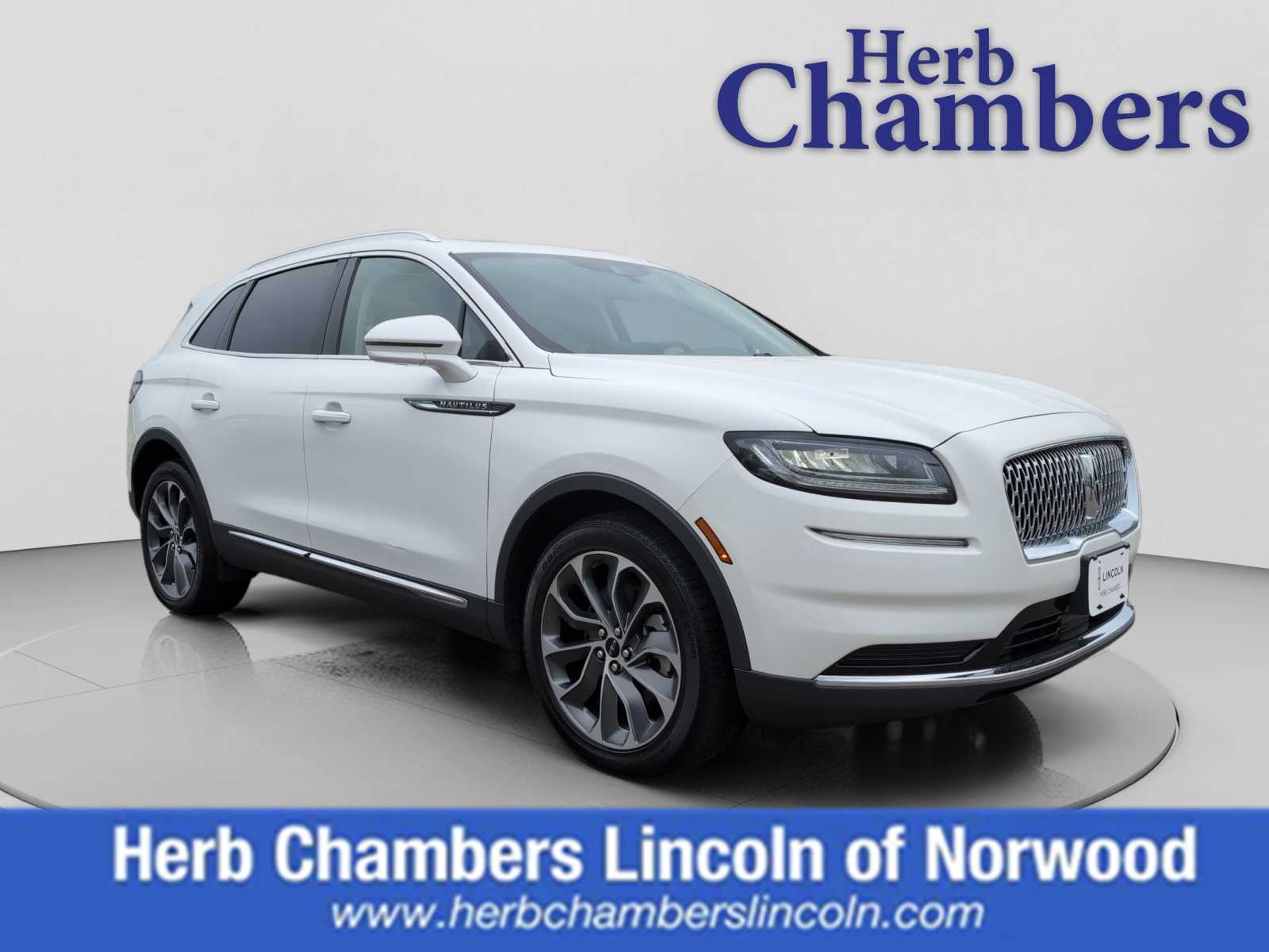 2023 Lincoln Nautilus Reserve AWD's photo