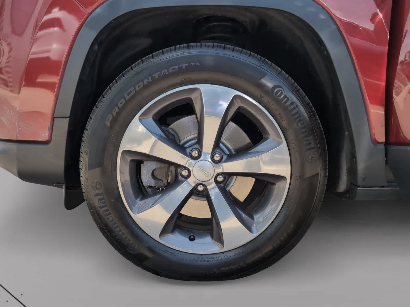 used 2020 Jeep Cherokee car, priced at $17,298