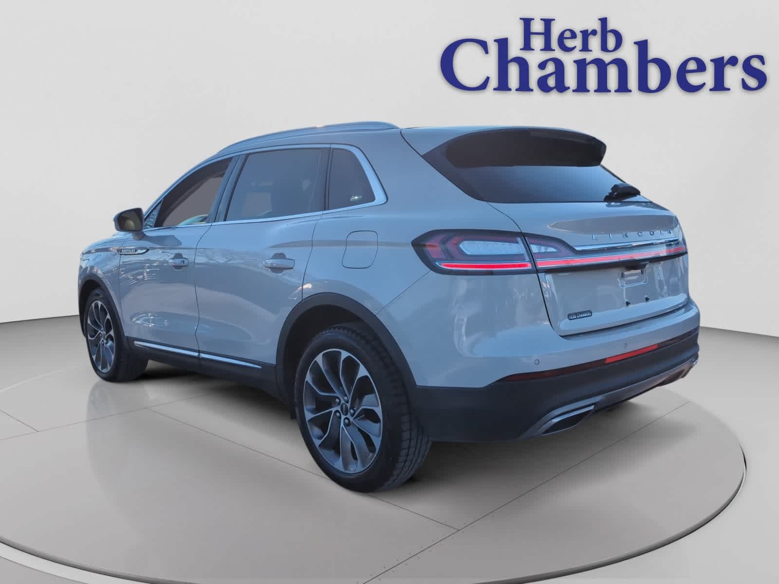 used 2022 Lincoln Nautilus car, priced at $26,998