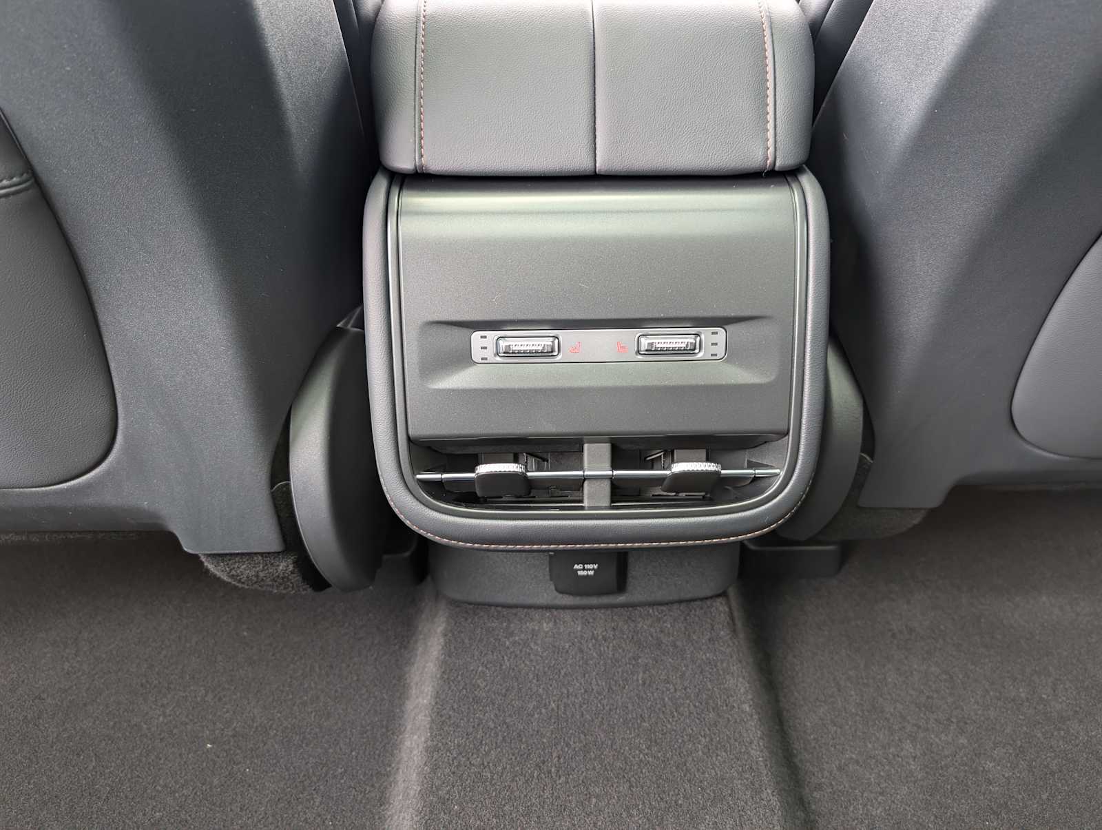 used 2026 Lincoln Nautilus car, priced at $56,570