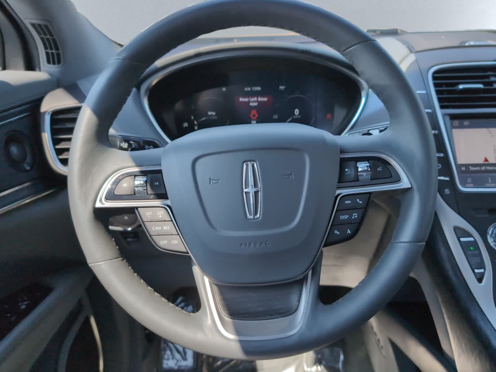used 2020 Lincoln Nautilus car, priced at $25,298