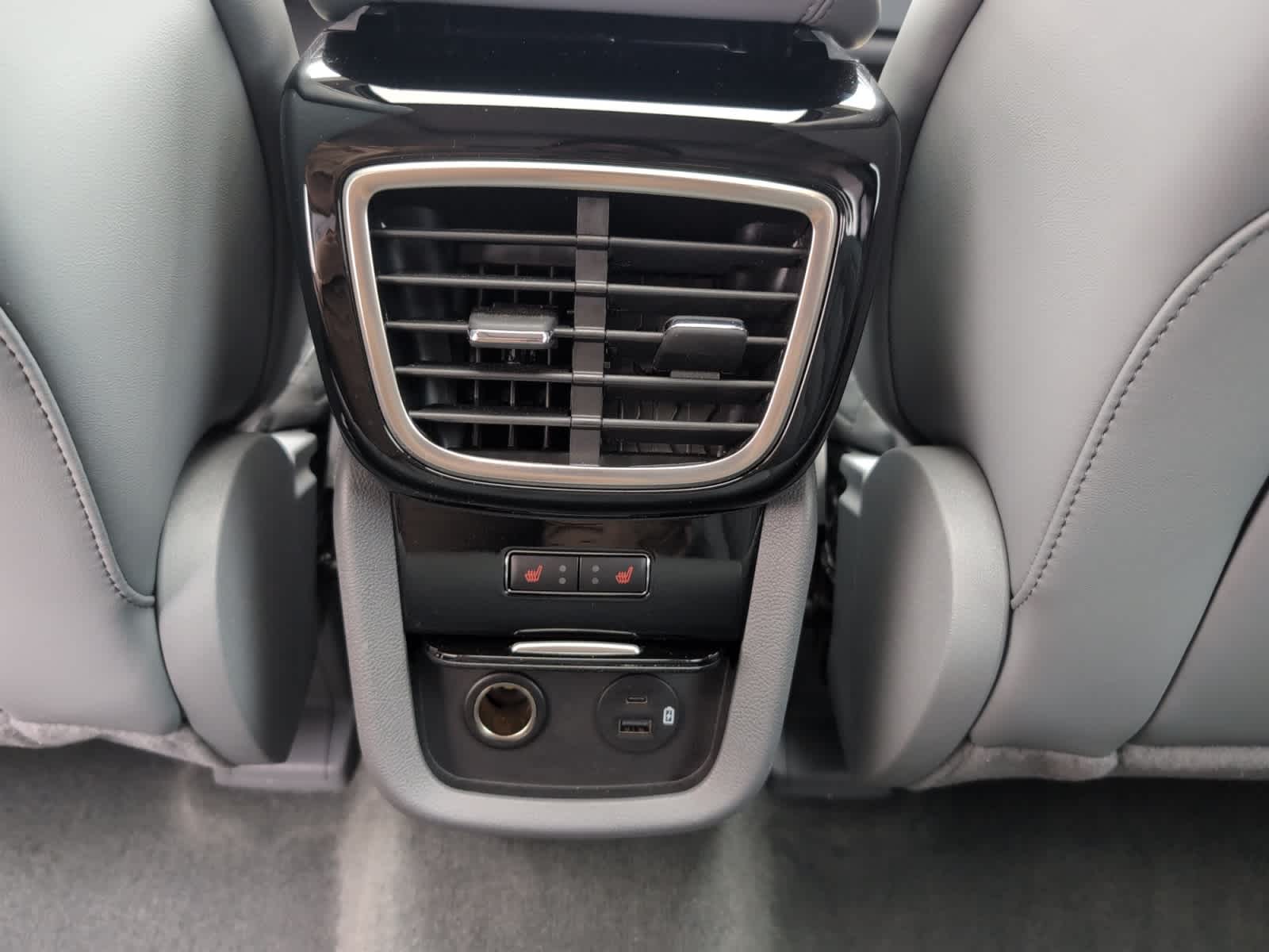 used 2022 Lincoln Nautilus car, priced at $29,498