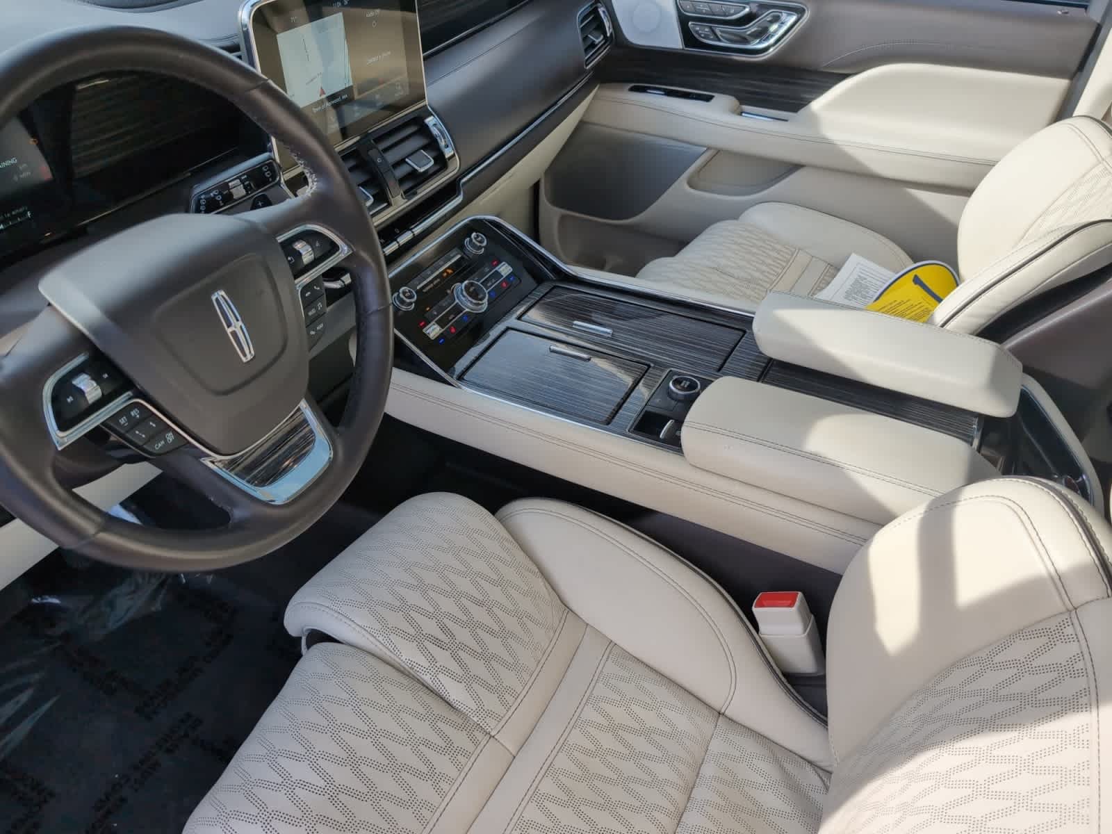 used 2021 Lincoln Navigator car, priced at $45,598