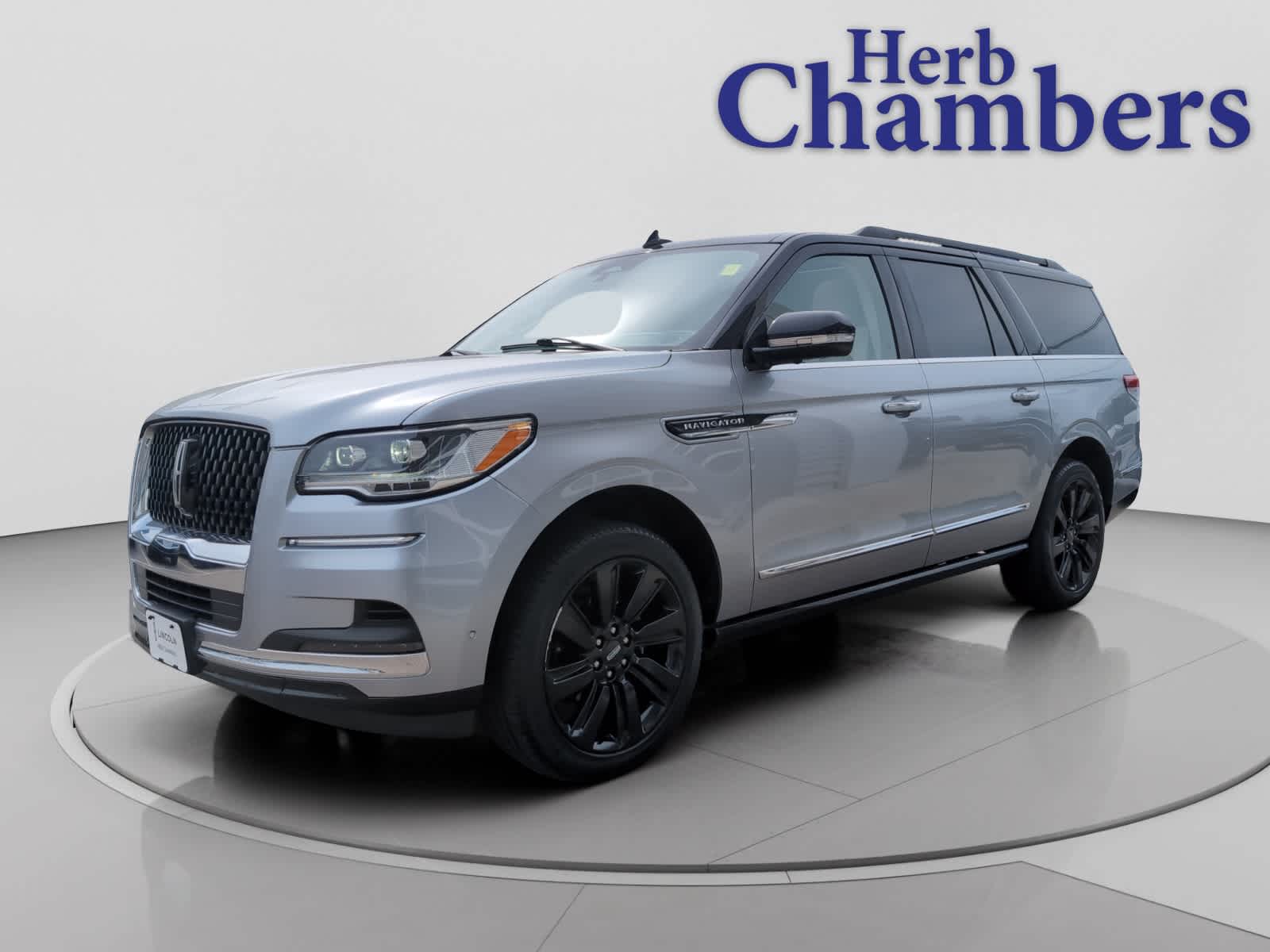 used 2022 Lincoln Navigator car, priced at $48,798
