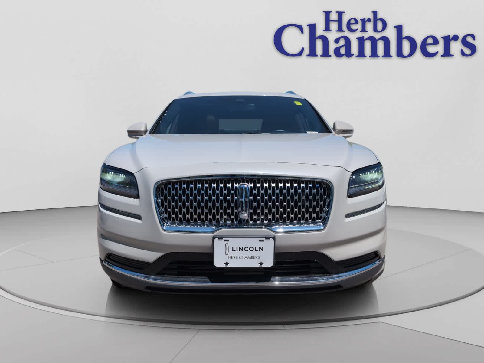 used 2023 Lincoln Nautilus car, priced at $35,998