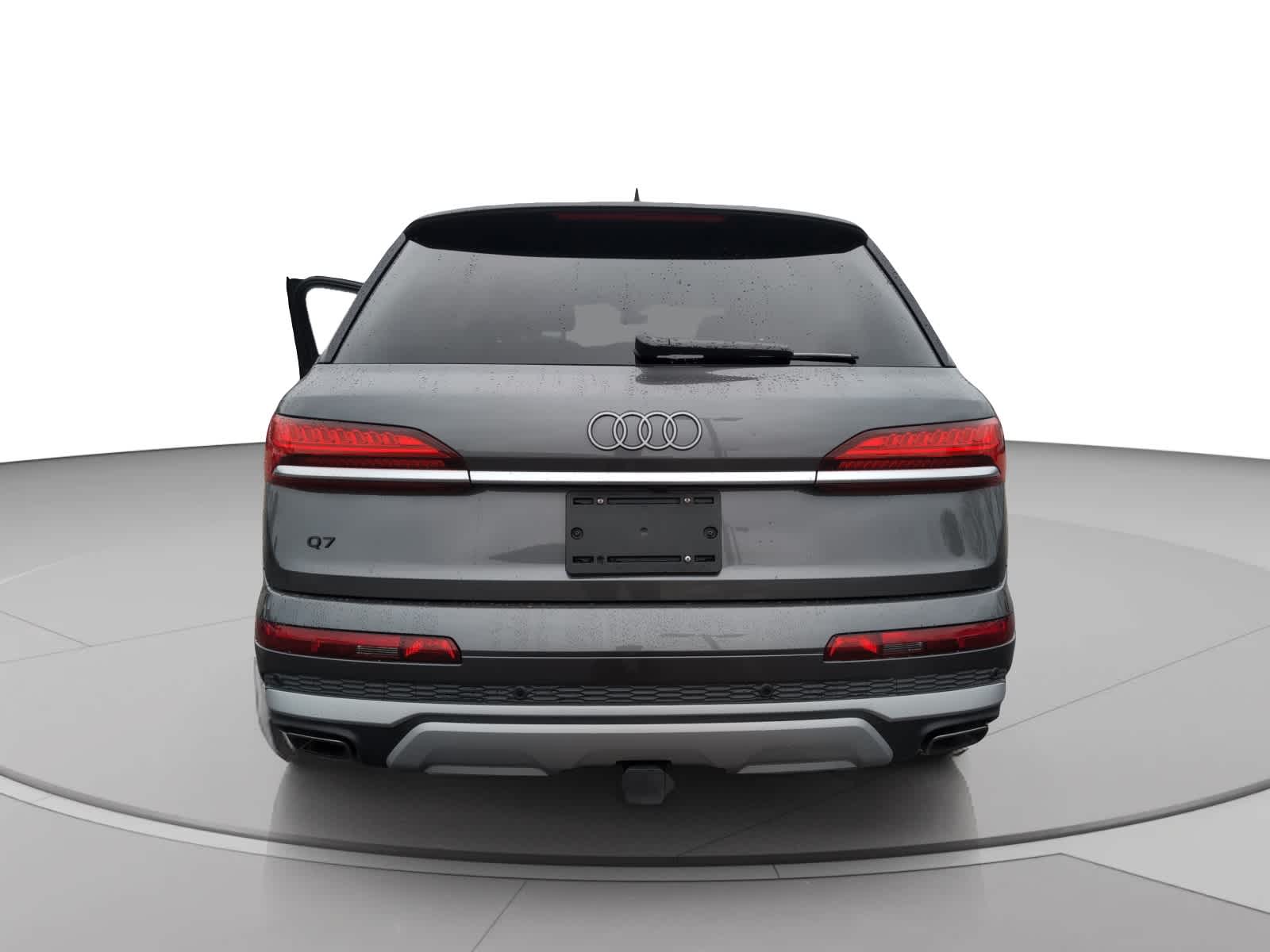 used 2025 Audi Q7 car, priced at $51,498