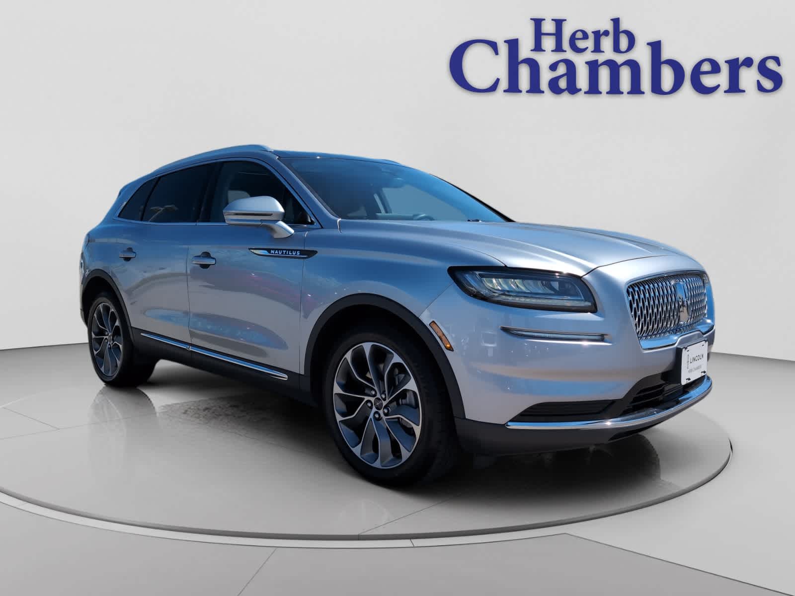 used 2022 Lincoln Nautilus car, priced at $34,898