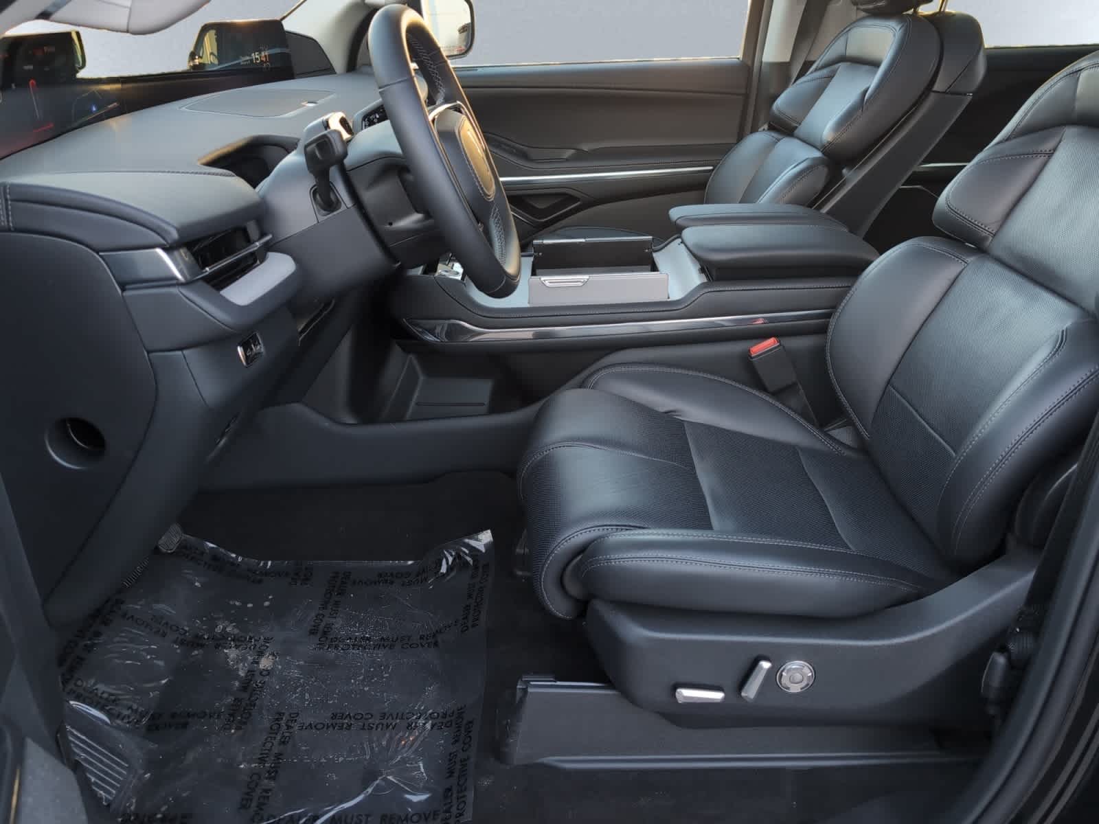 used 2025 Lincoln Navigator car, priced at $98,498