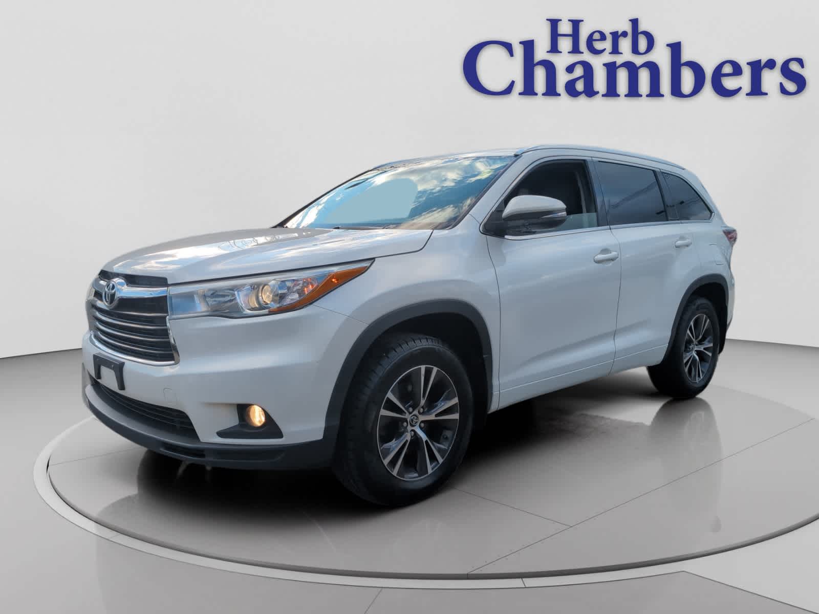 used 2016 Toyota Highlander car, priced at $14,998