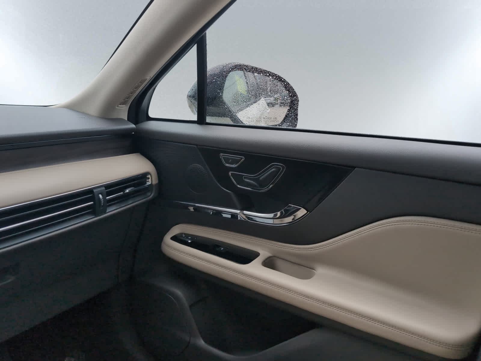 used 2024 Lincoln Corsair car, priced at $38,498