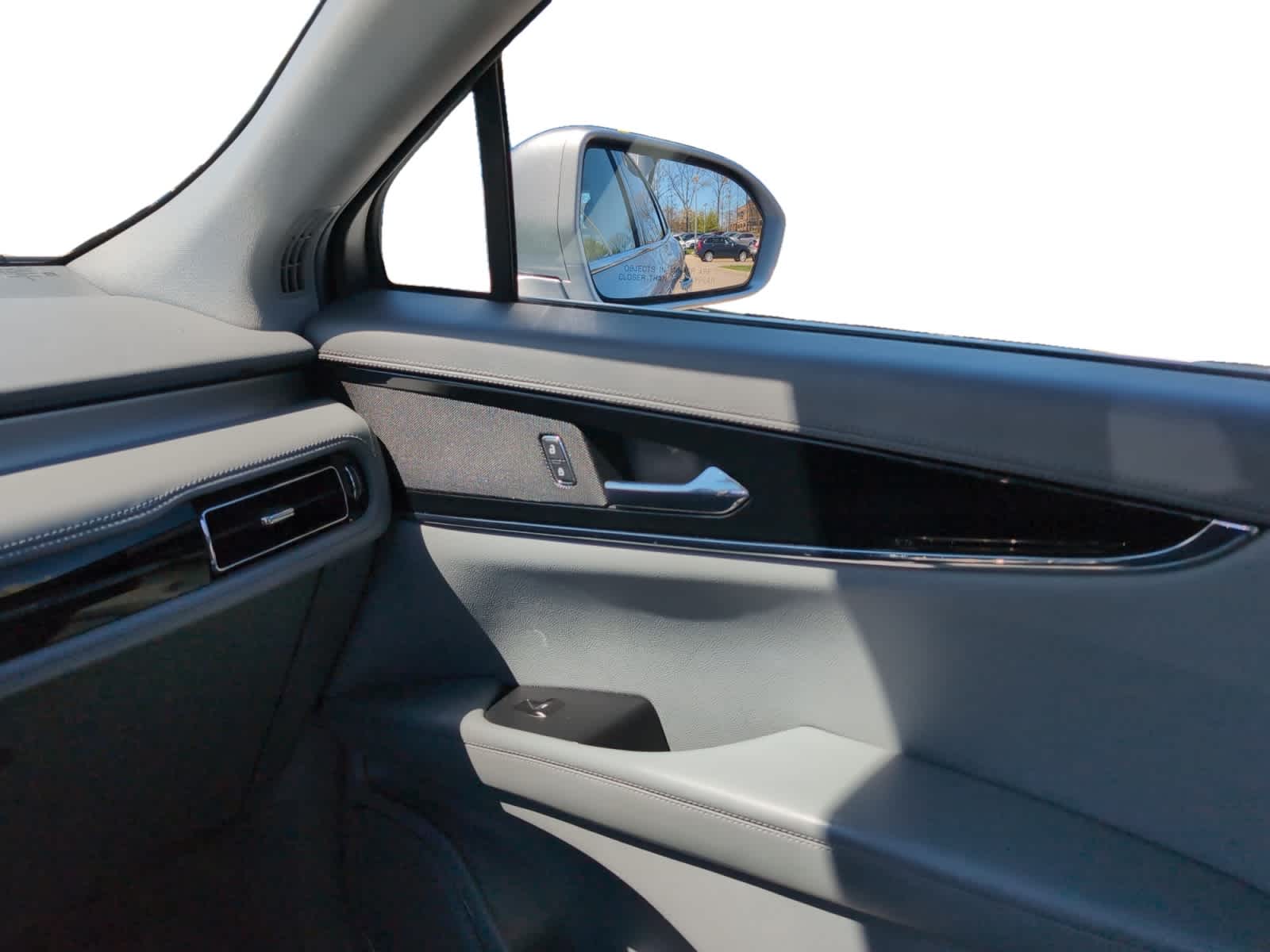 used 2022 Lincoln Nautilus car, priced at $34,898