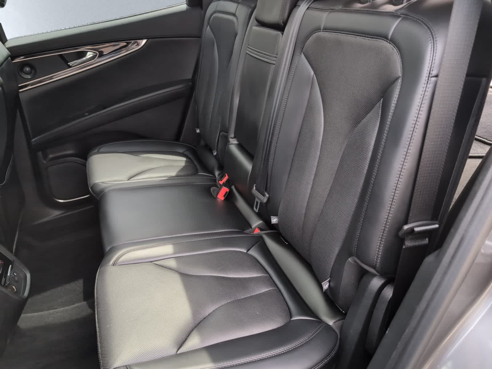 used 2022 Lincoln Nautilus car, priced at $31,898