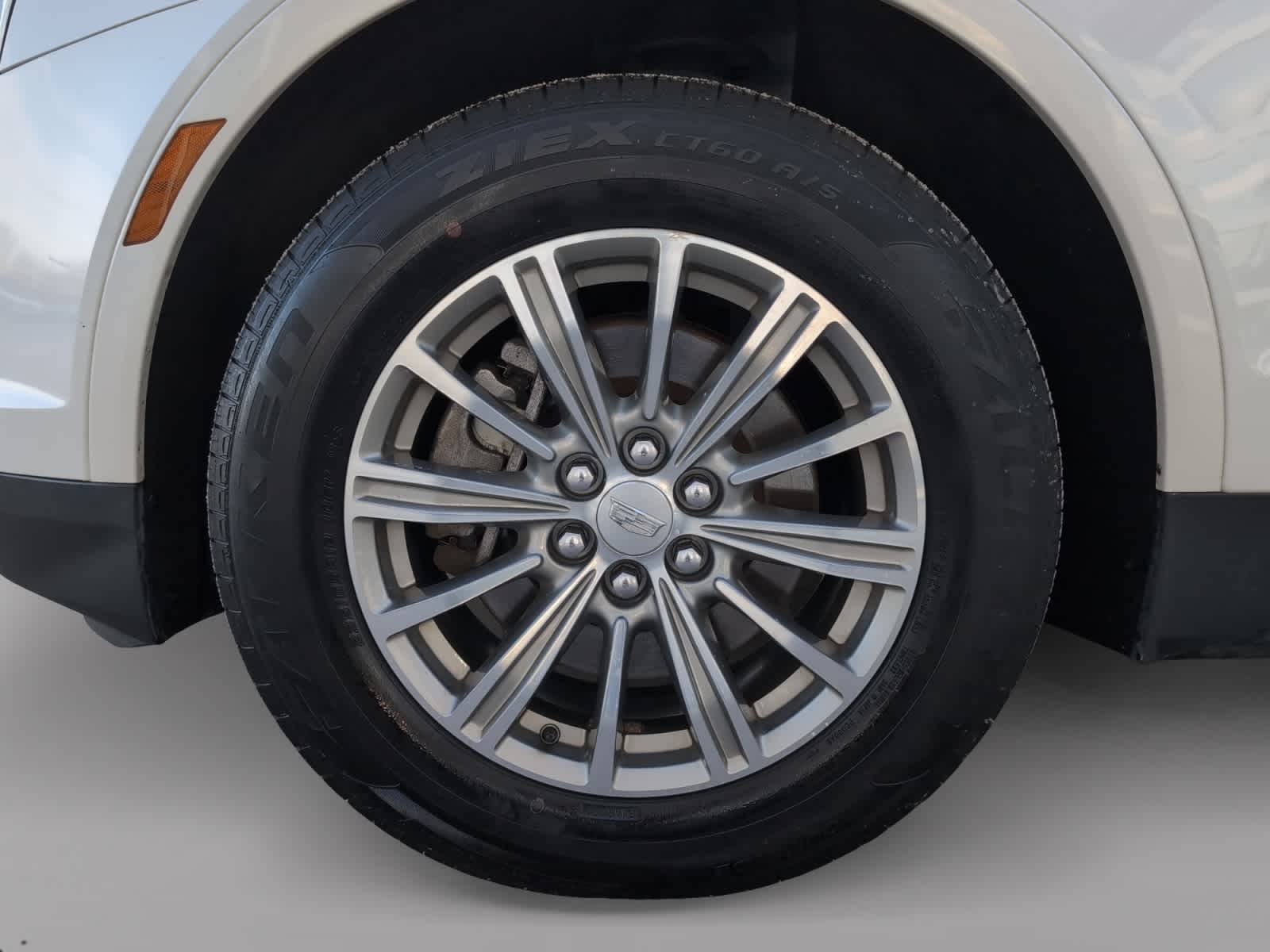 used 2018 Cadillac XT5 car, priced at $17,998