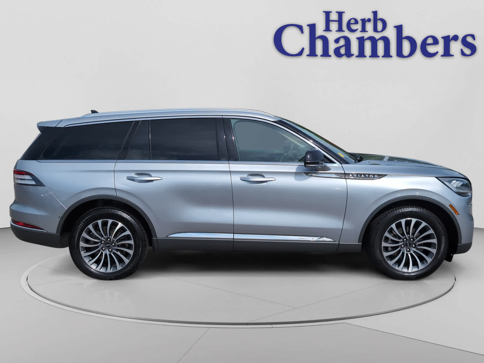 used 2023 Lincoln Aviator car, priced at $33,998