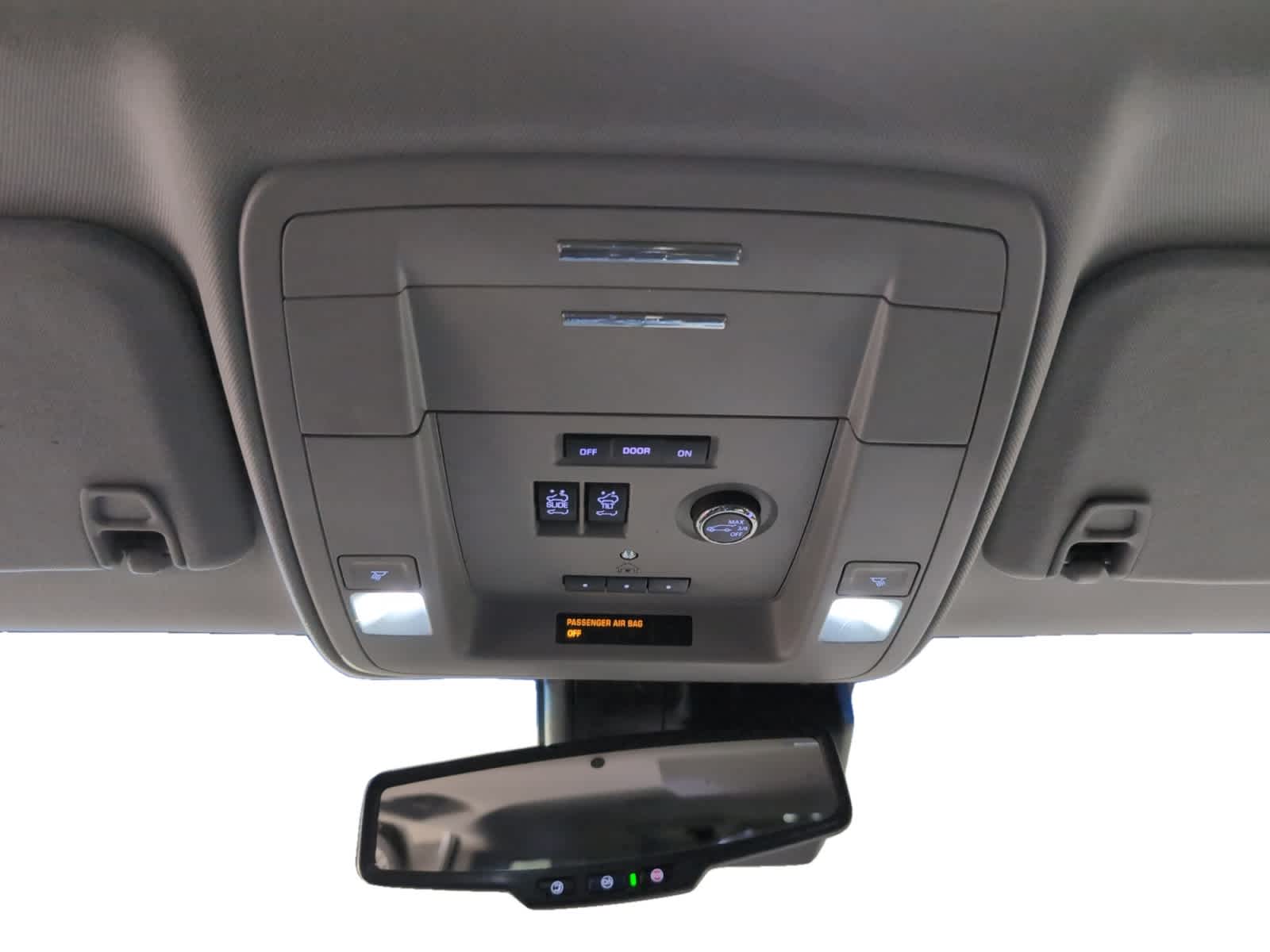 used 2020 GMC Yukon XL car, priced at $39,998