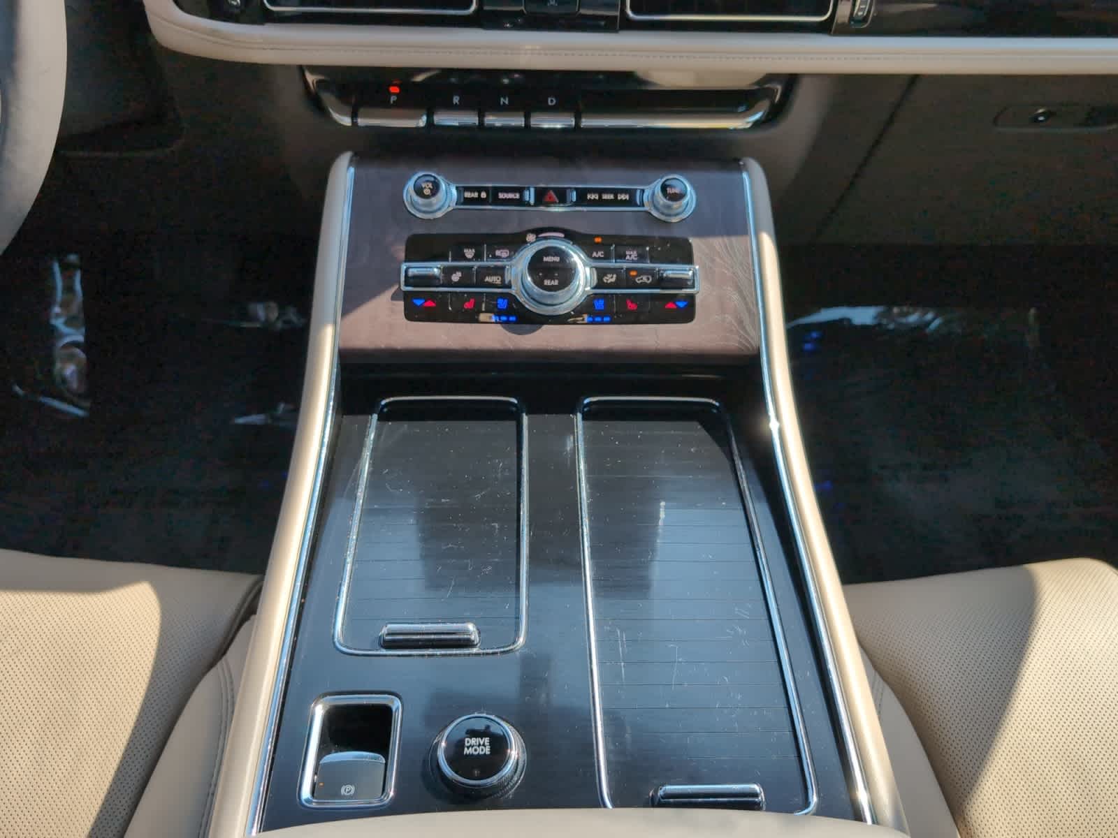used 2023 Lincoln Aviator car, priced at $41,798