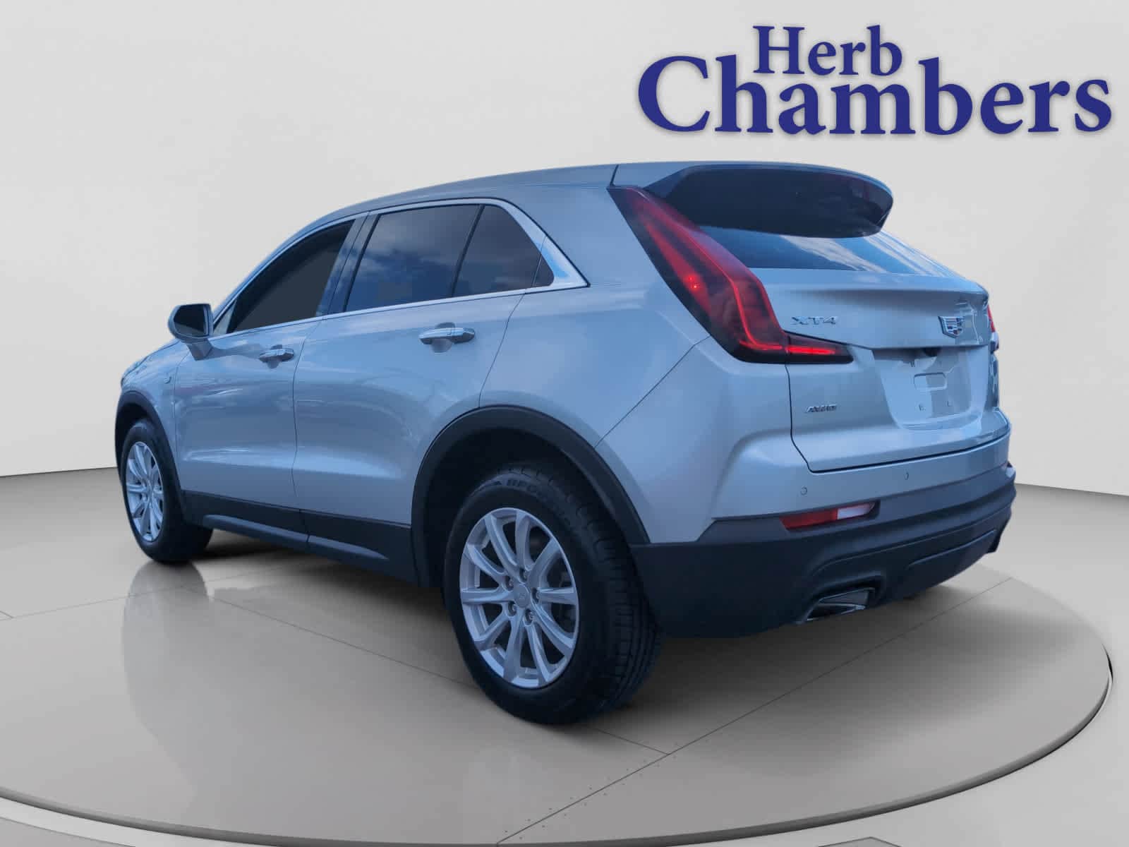 used 2019 Cadillac XT4 car, priced at $18,298