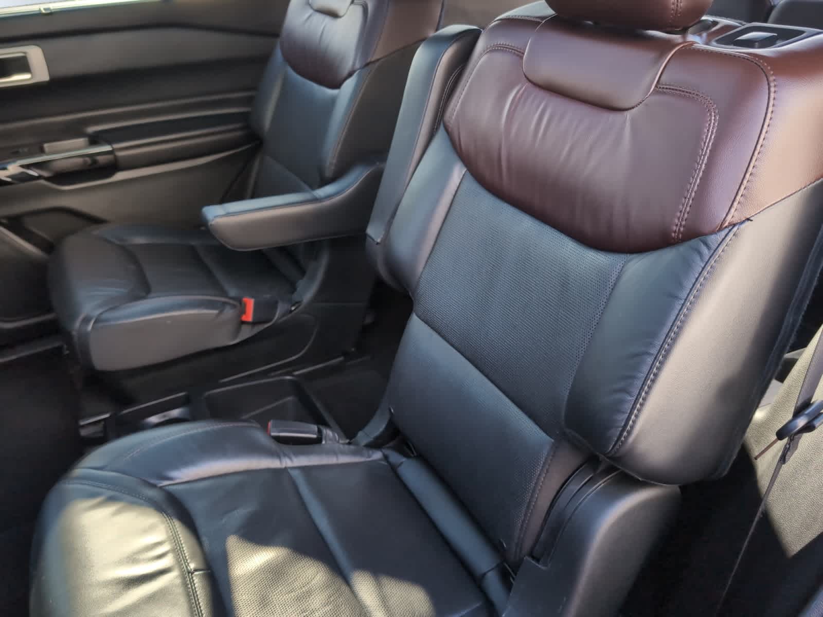 used 2021 Ford Explorer car, priced at $27,398