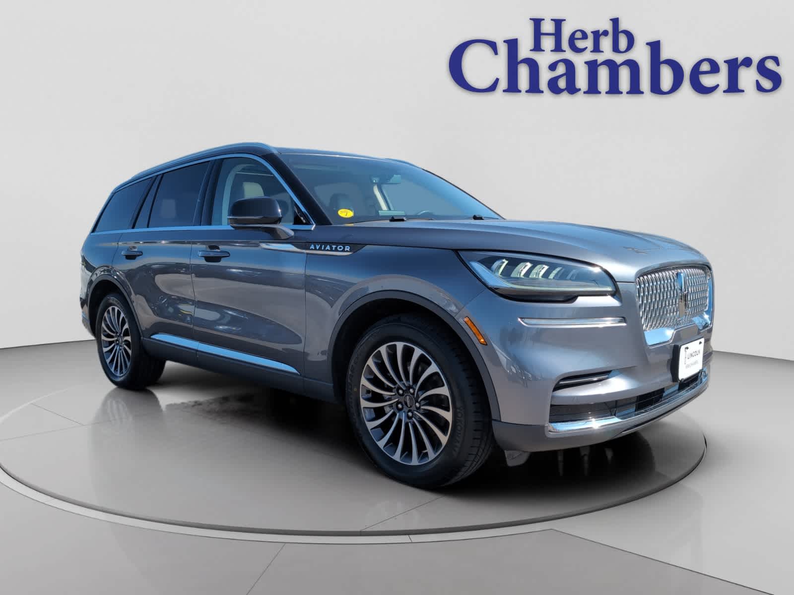 2022 Lincoln Aviator Standard AWD