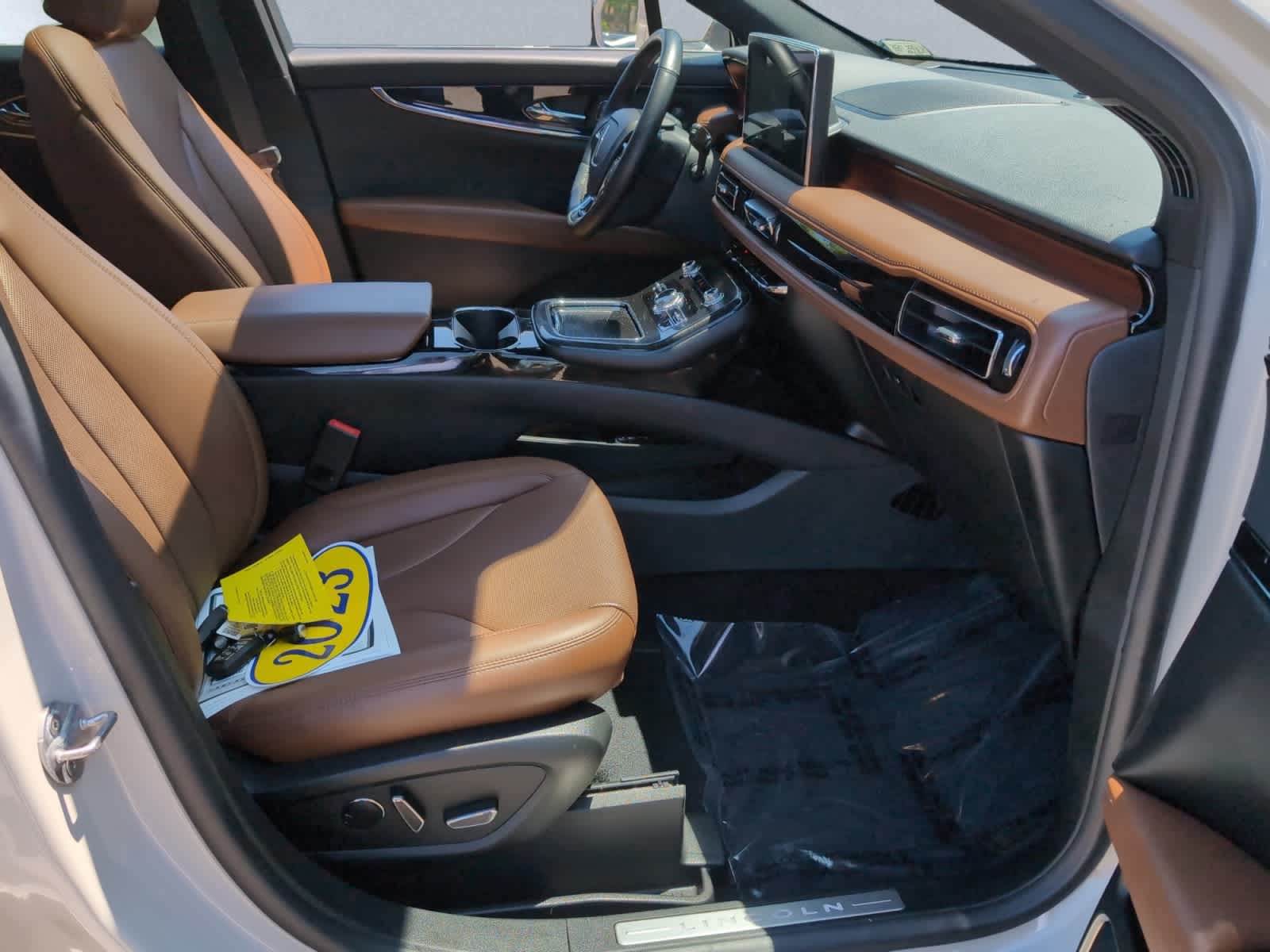 used 2023 Lincoln Nautilus car, priced at $35,998