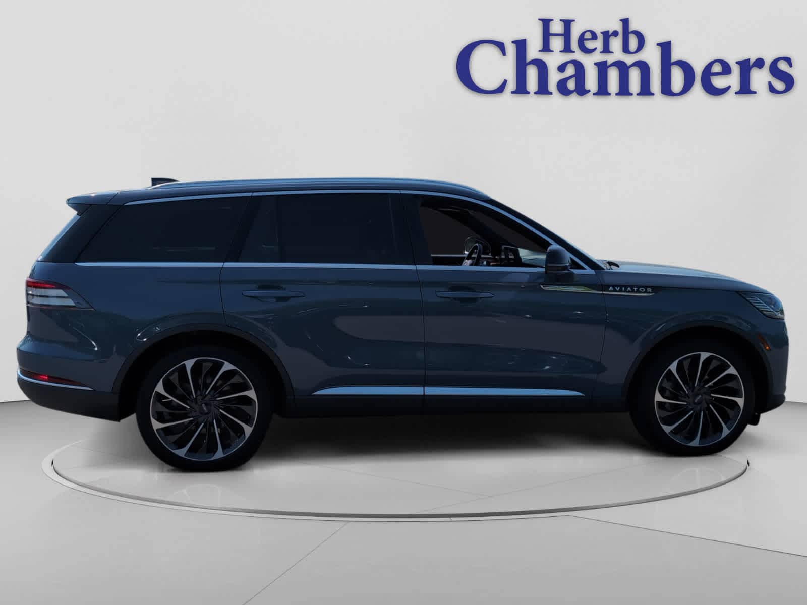 used 2025 Lincoln Aviator car, priced at $62,998