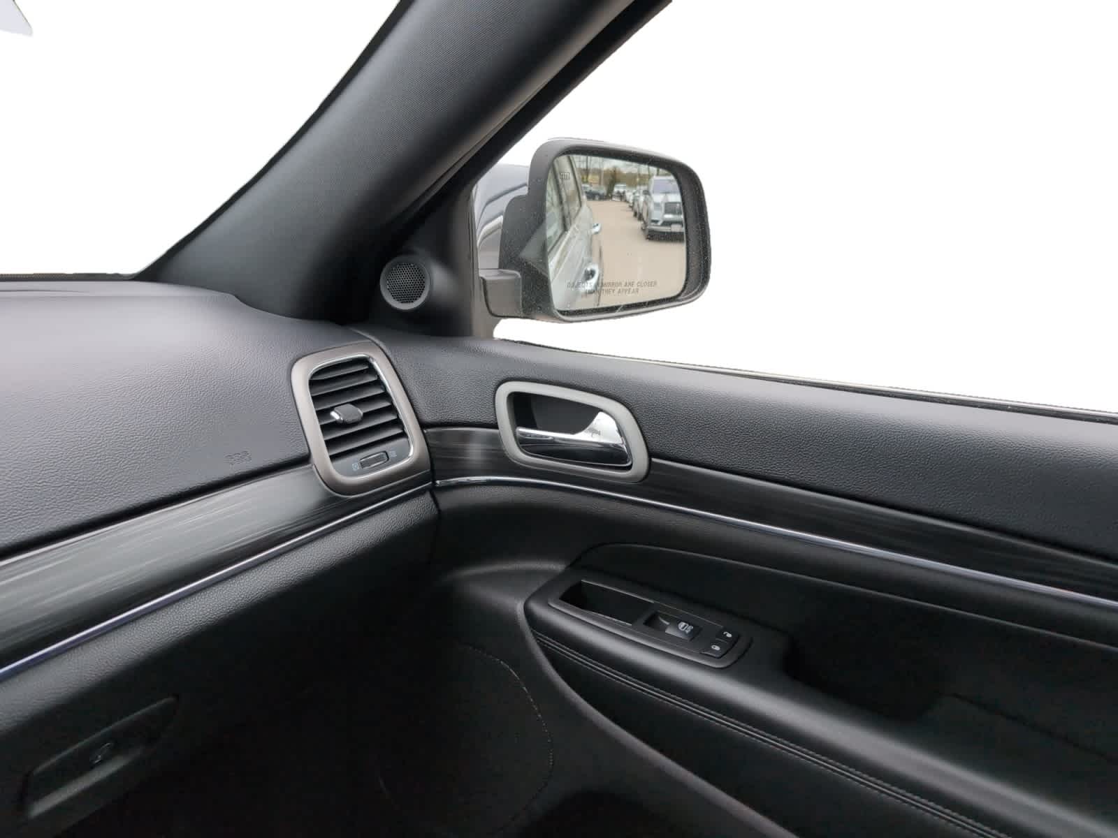 used 2020 Jeep Grand Cherokee car, priced at $21,398
