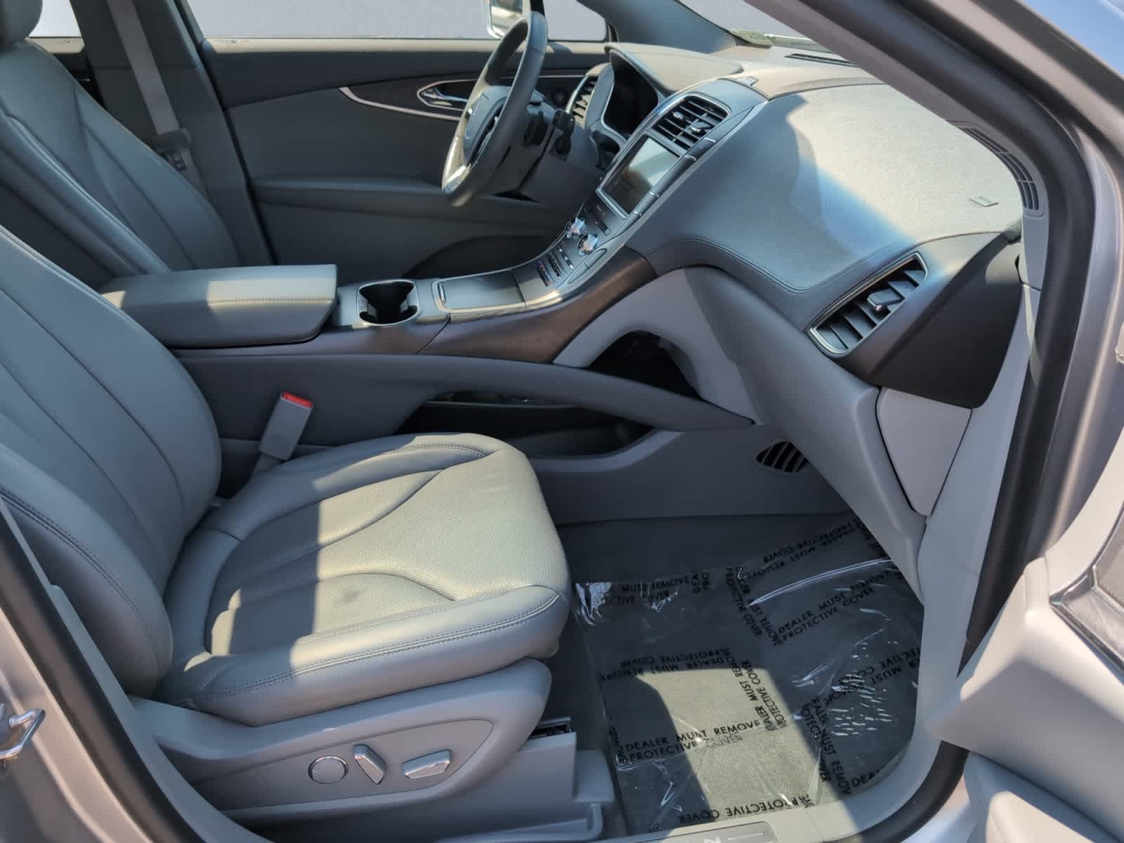 used 2020 Lincoln Nautilus car, priced at $25,298