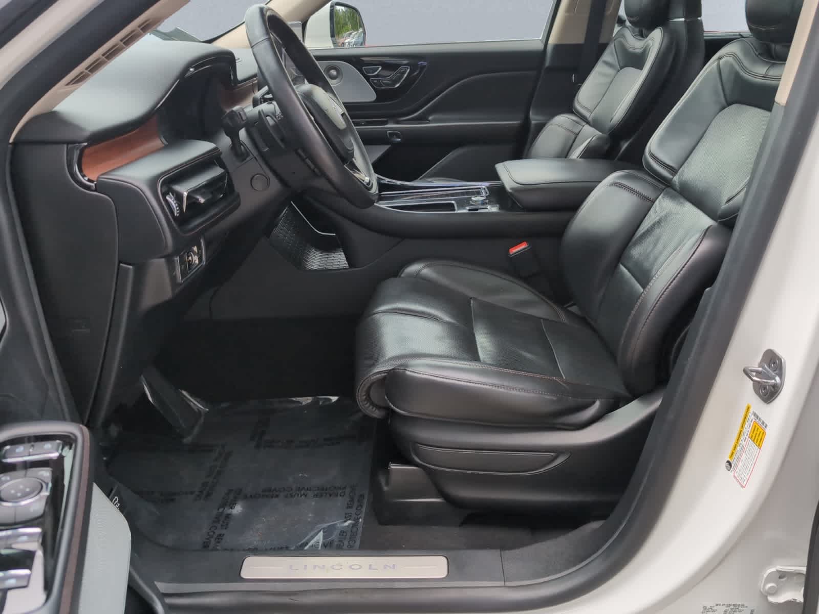 used 2022 Lincoln Aviator car, priced at $32,198