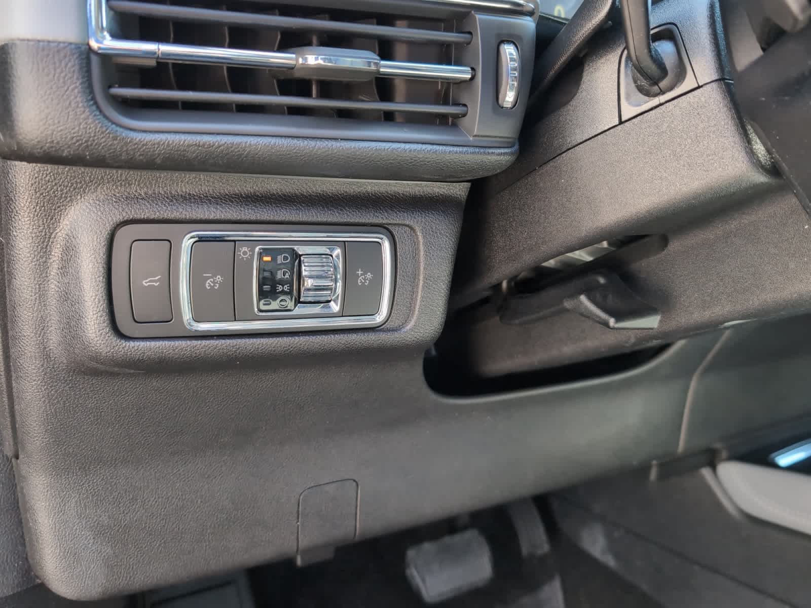 used 2022 Lincoln Corsair car, priced at $25,798