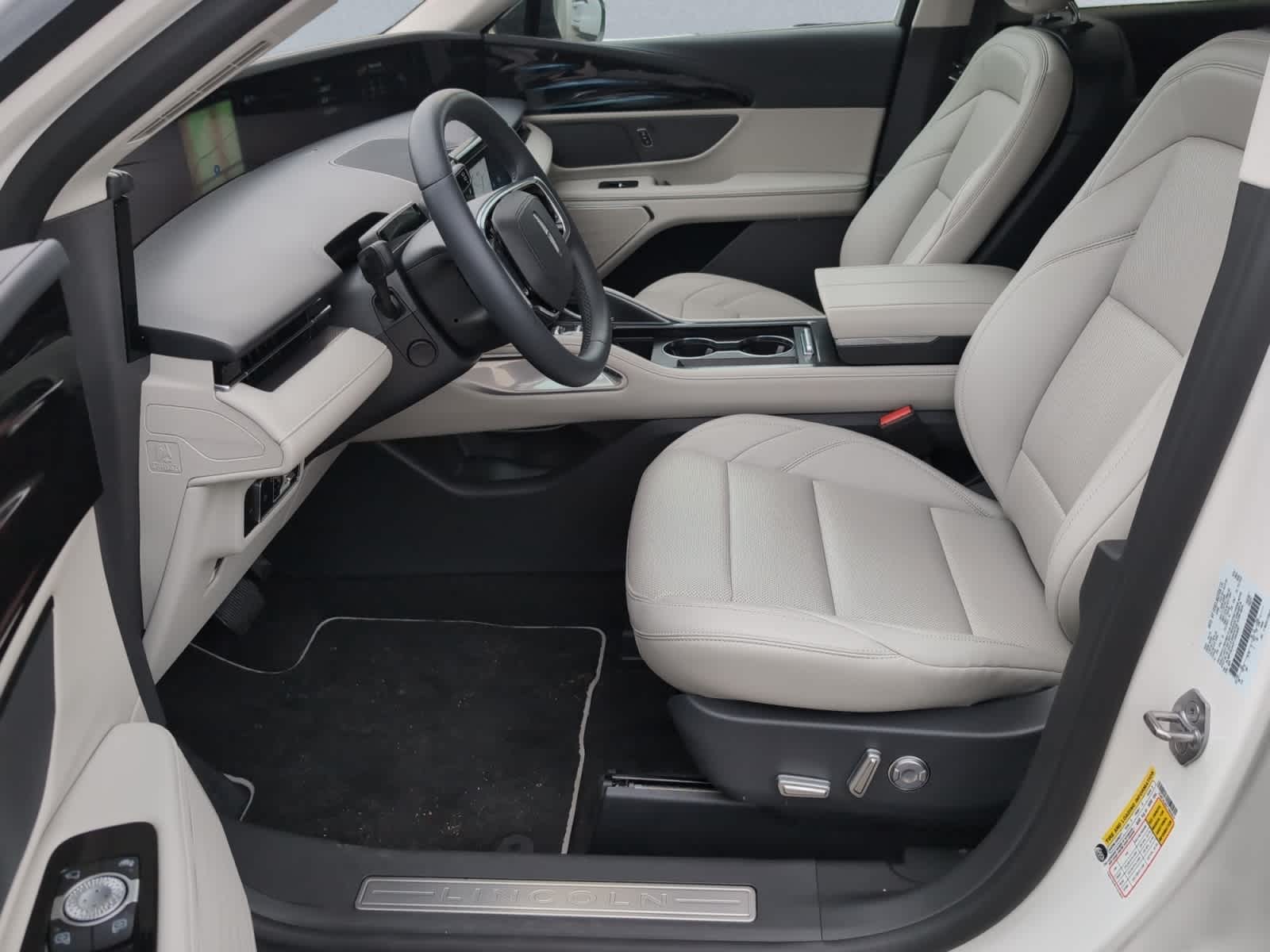 used 2026 Lincoln Nautilus car, priced at $52,848