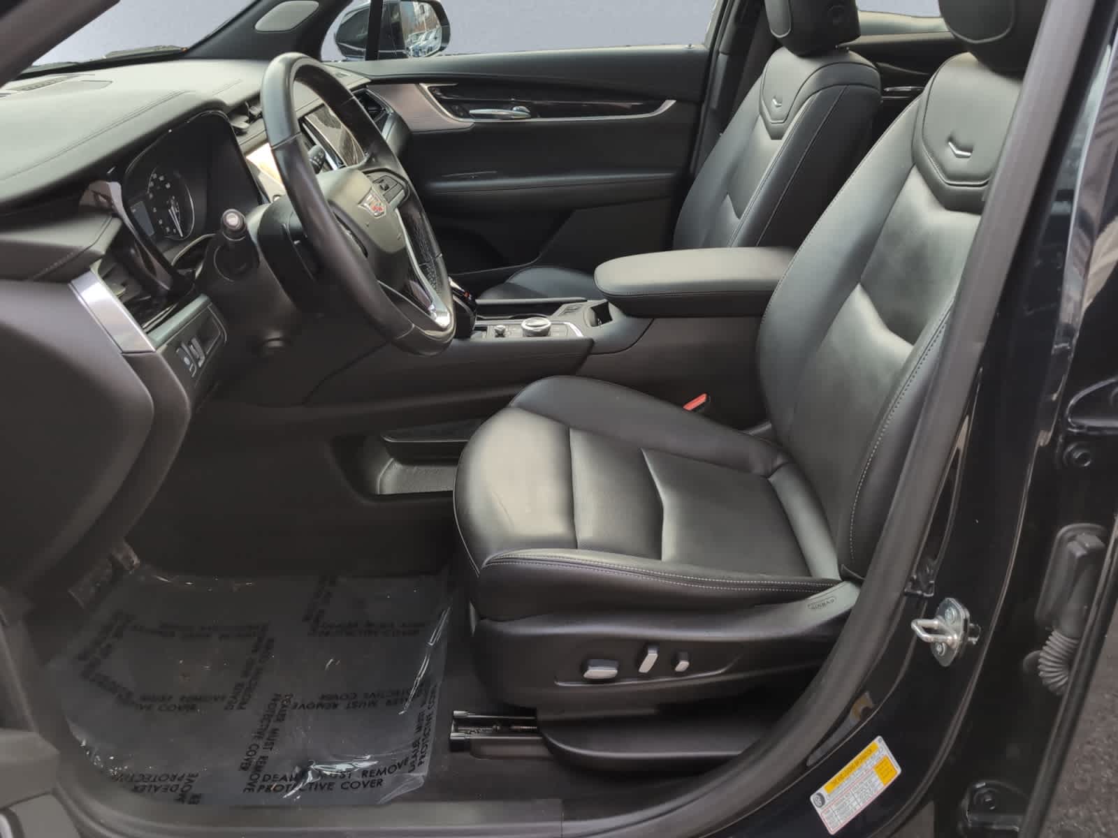 used 2021 Cadillac XT6 car, priced at $29,899