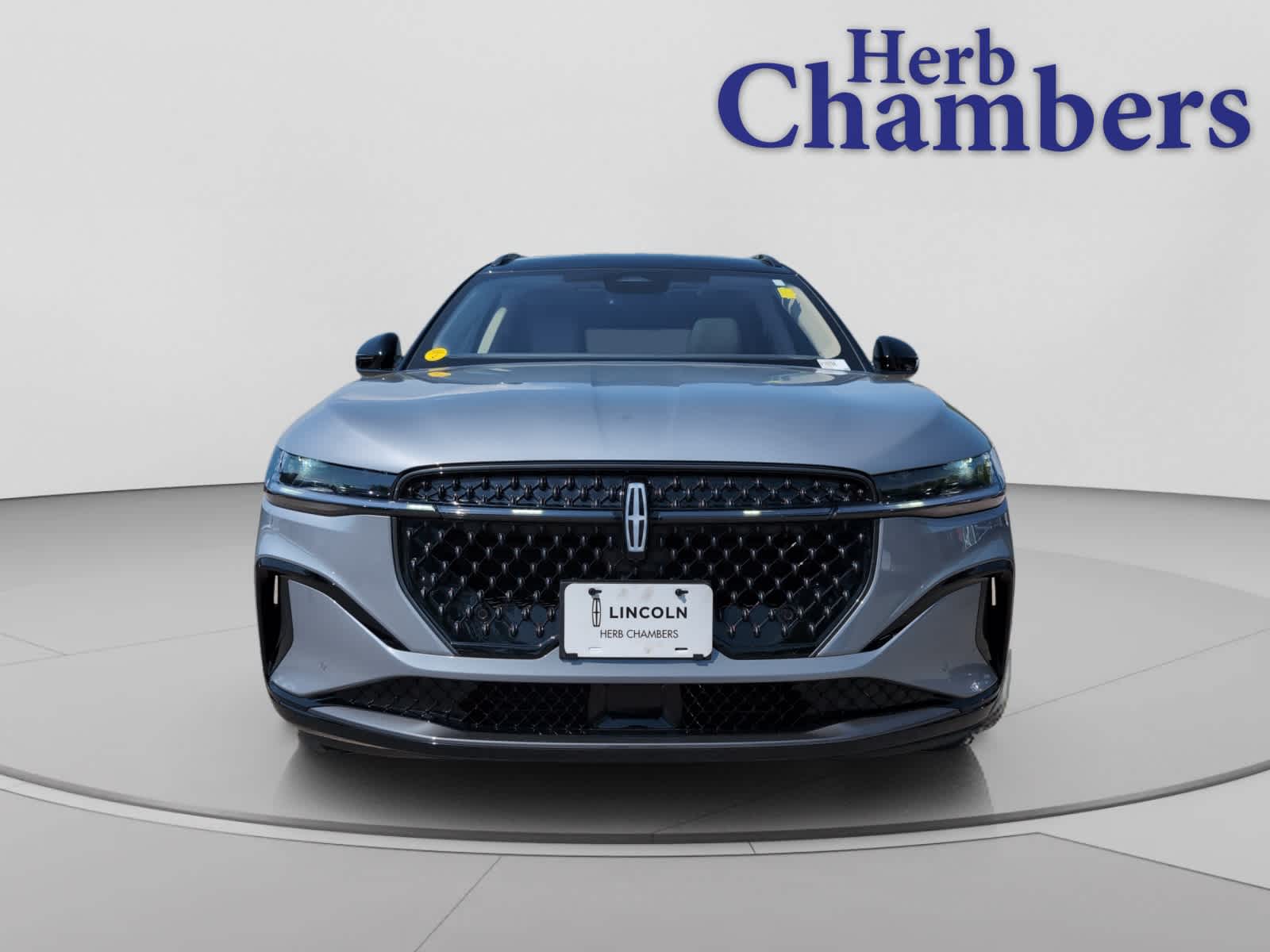 used 2025 Lincoln Nautilus car, priced at $57,298