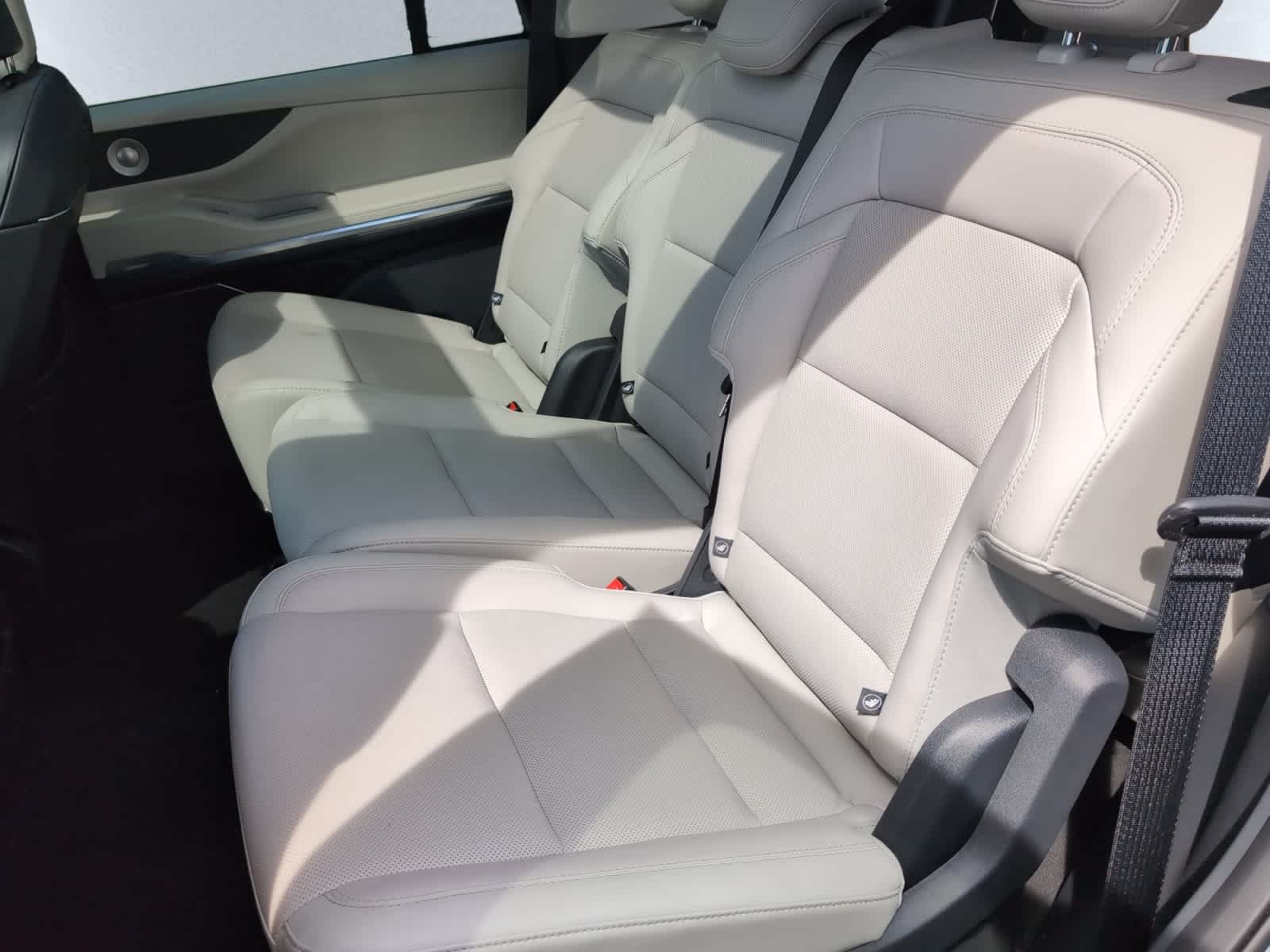 used 2026 Lincoln Navigator car, priced at $96,077