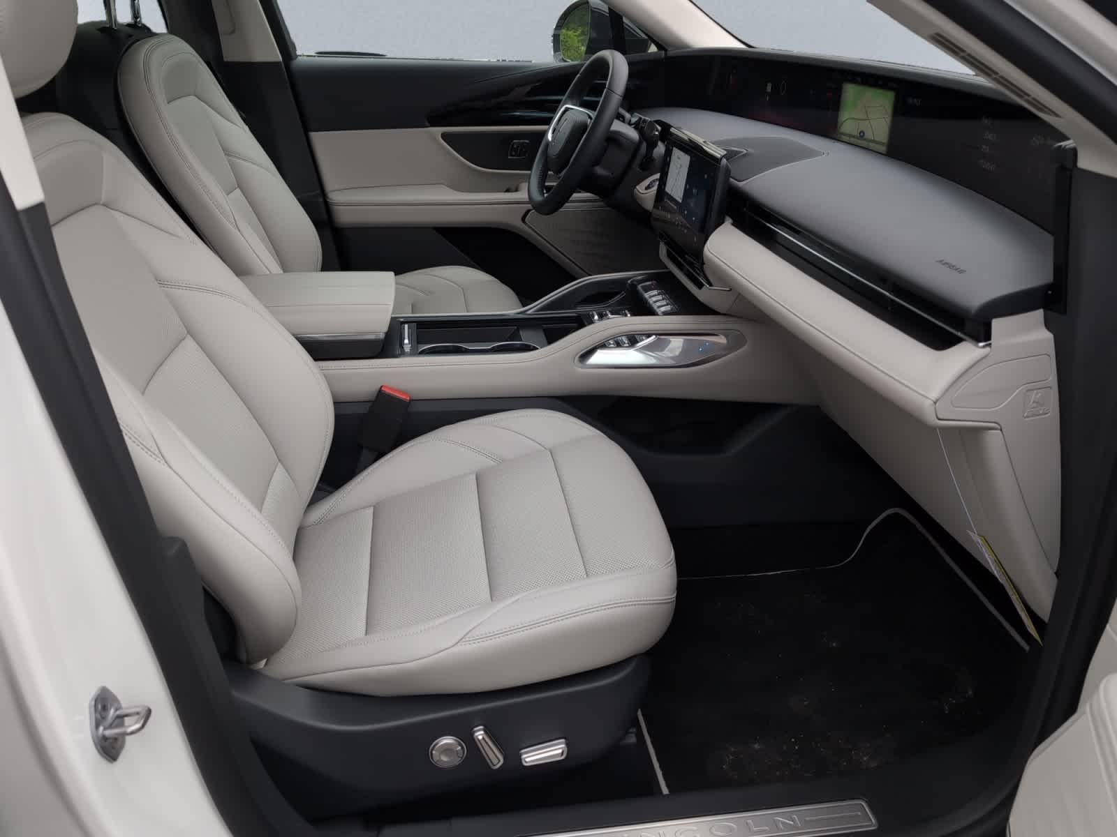 used 2026 Lincoln Nautilus car, priced at $52,848