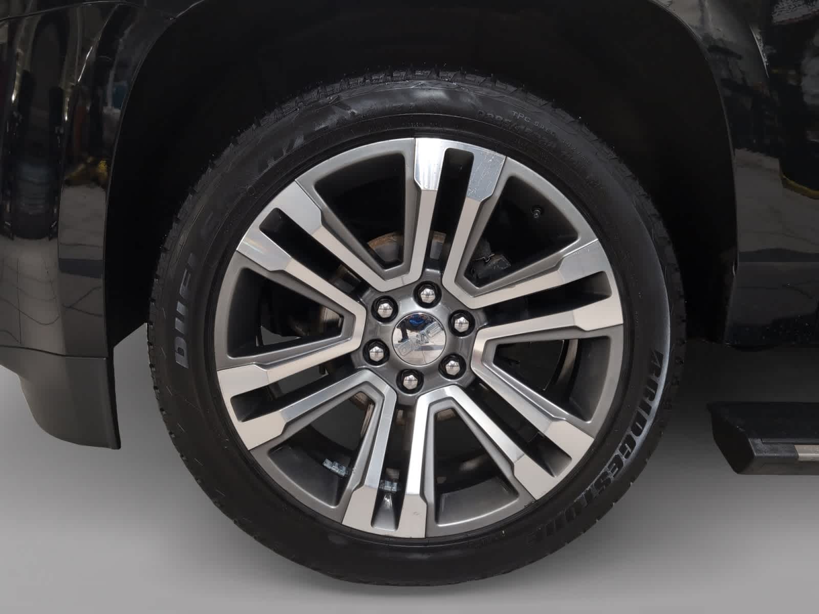 used 2020 GMC Yukon XL car, priced at $39,998