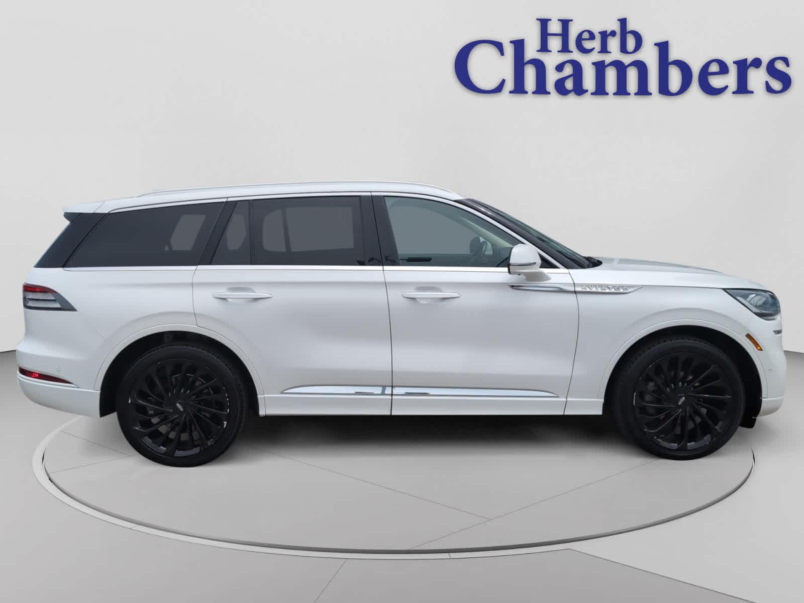 used 2022 Lincoln Aviator car, priced at $32,198