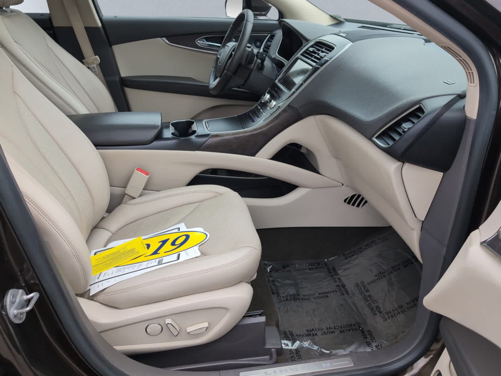 used 2019 Lincoln Nautilus car, priced at $23,798