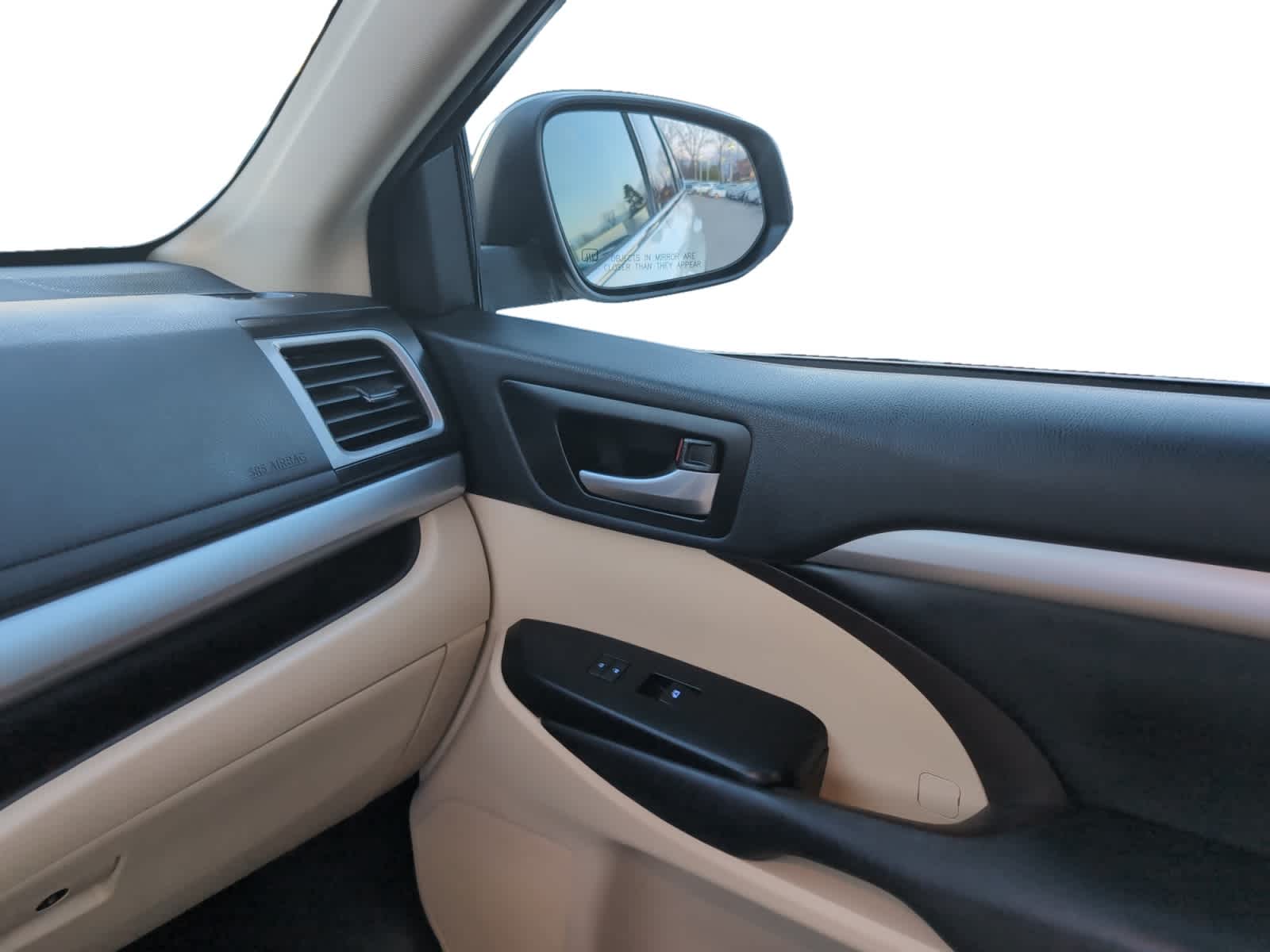 used 2018 Toyota Highlander car, priced at $23,998