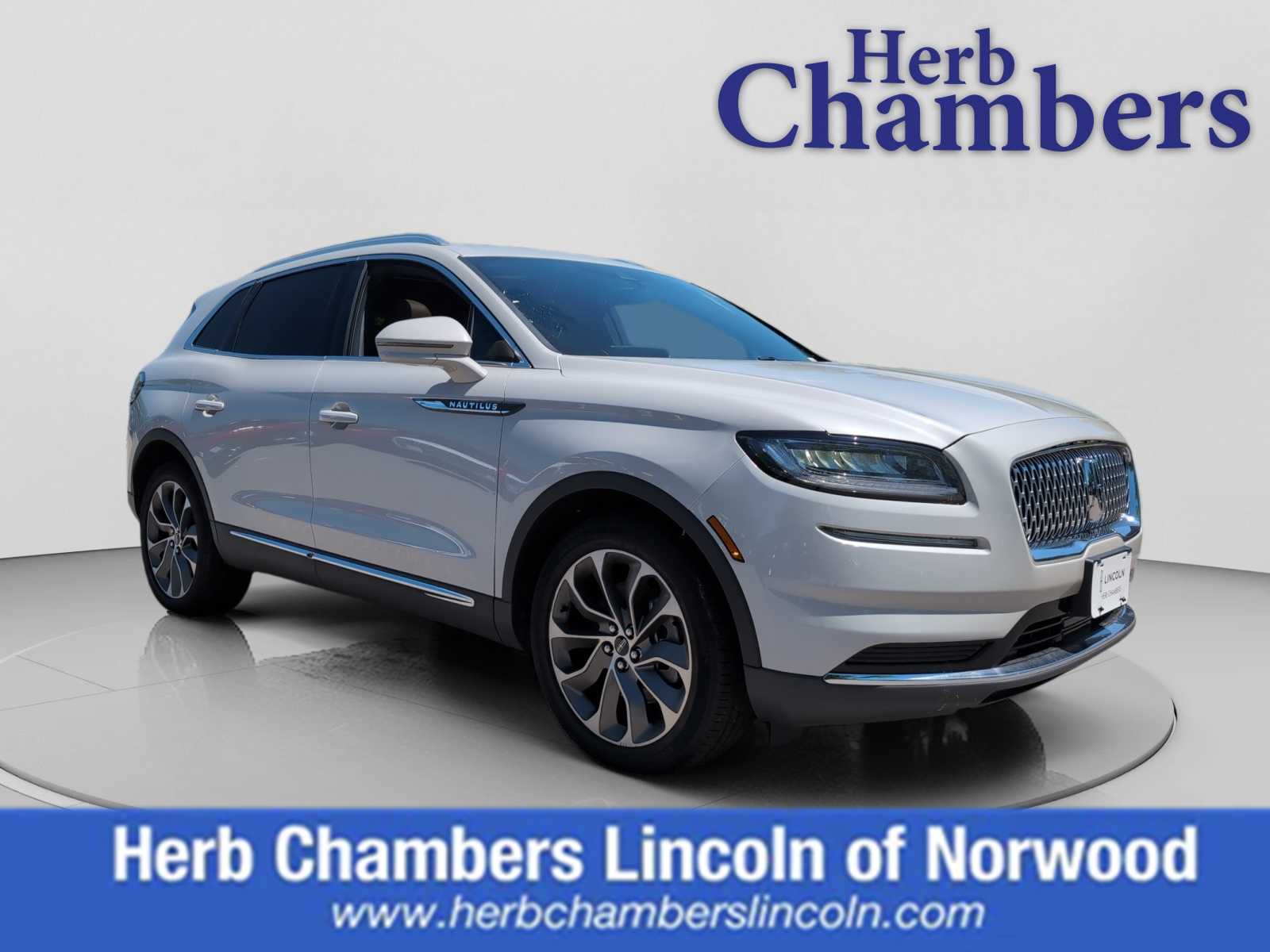 2023 Lincoln Nautilus Reserve AWD's photo