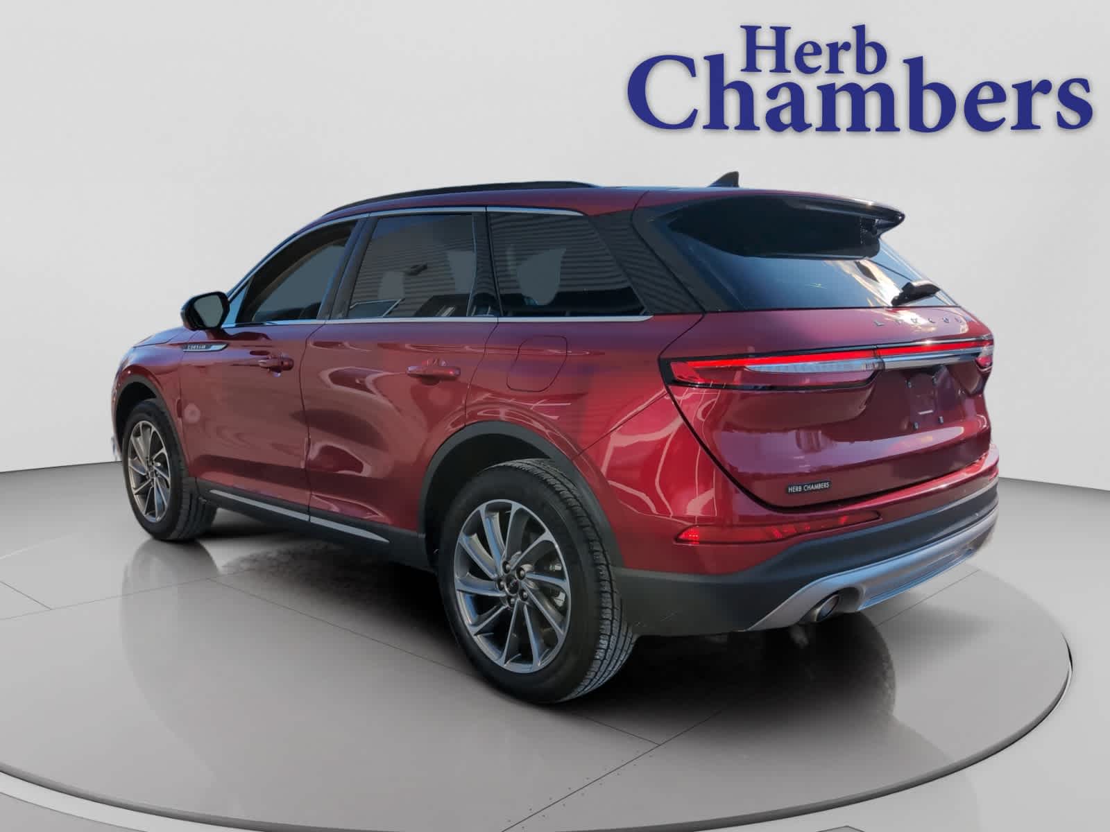 used 2025 Lincoln Corsair car, priced at $45,998