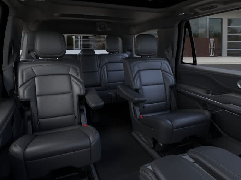 new 2026 Lincoln Navigator car, priced at $110,230