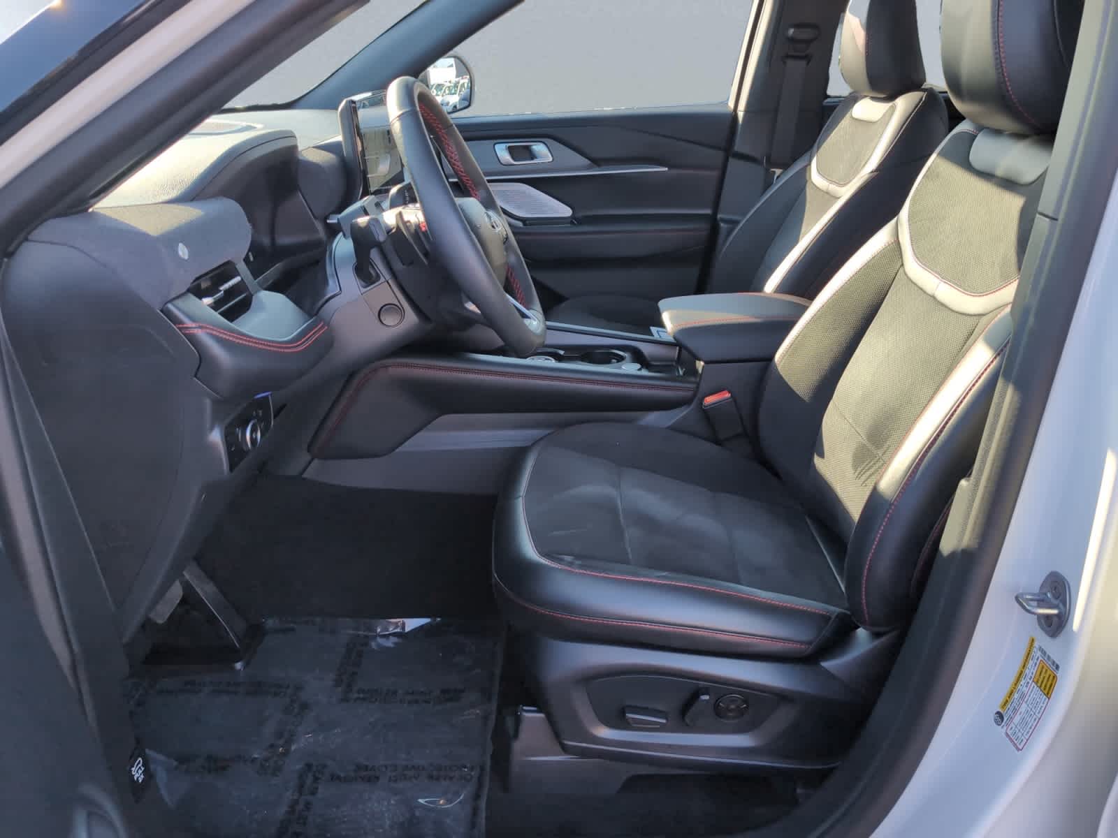 used 2025 Ford Explorer car, priced at $50,998