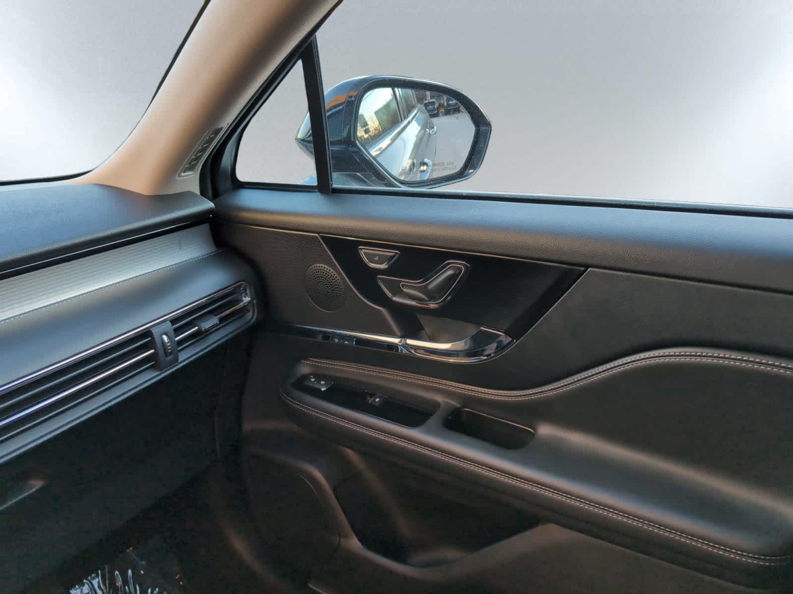 used 2025 Lincoln Corsair car, priced at $44,298