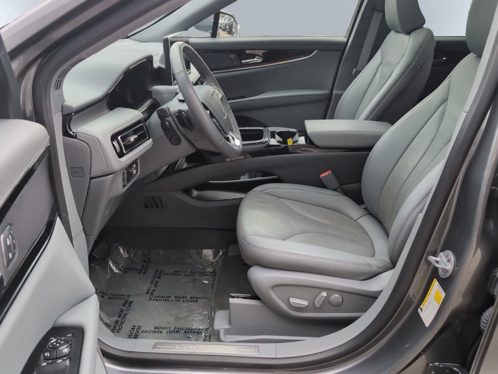 used 2022 Lincoln Nautilus car, priced at $29,498