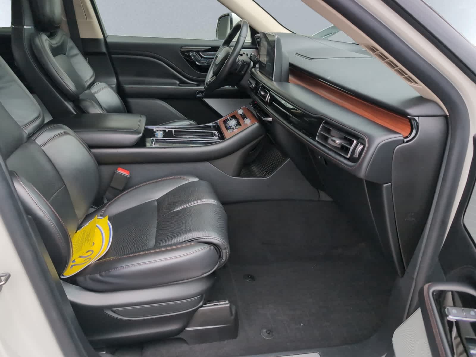 used 2022 Lincoln Aviator car, priced at $32,198