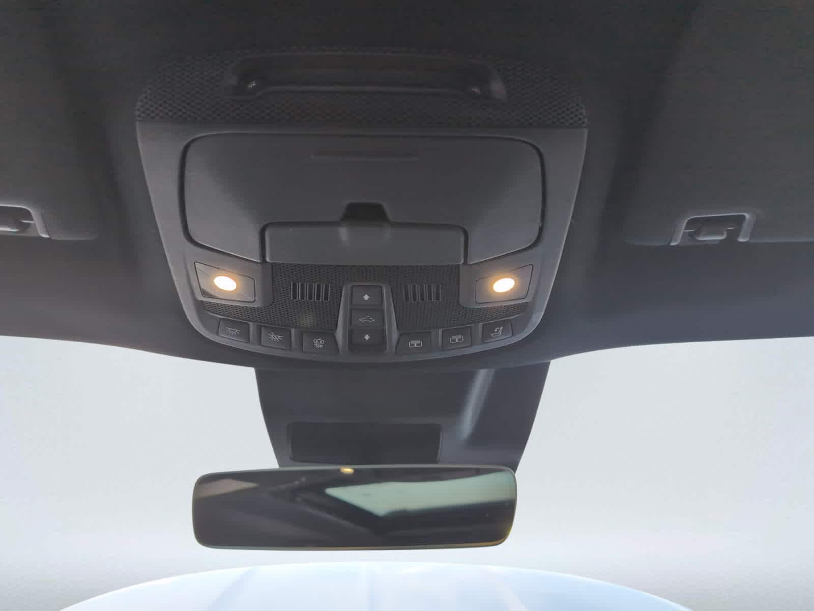 used 2021 Lincoln Navigator car, priced at $45,998