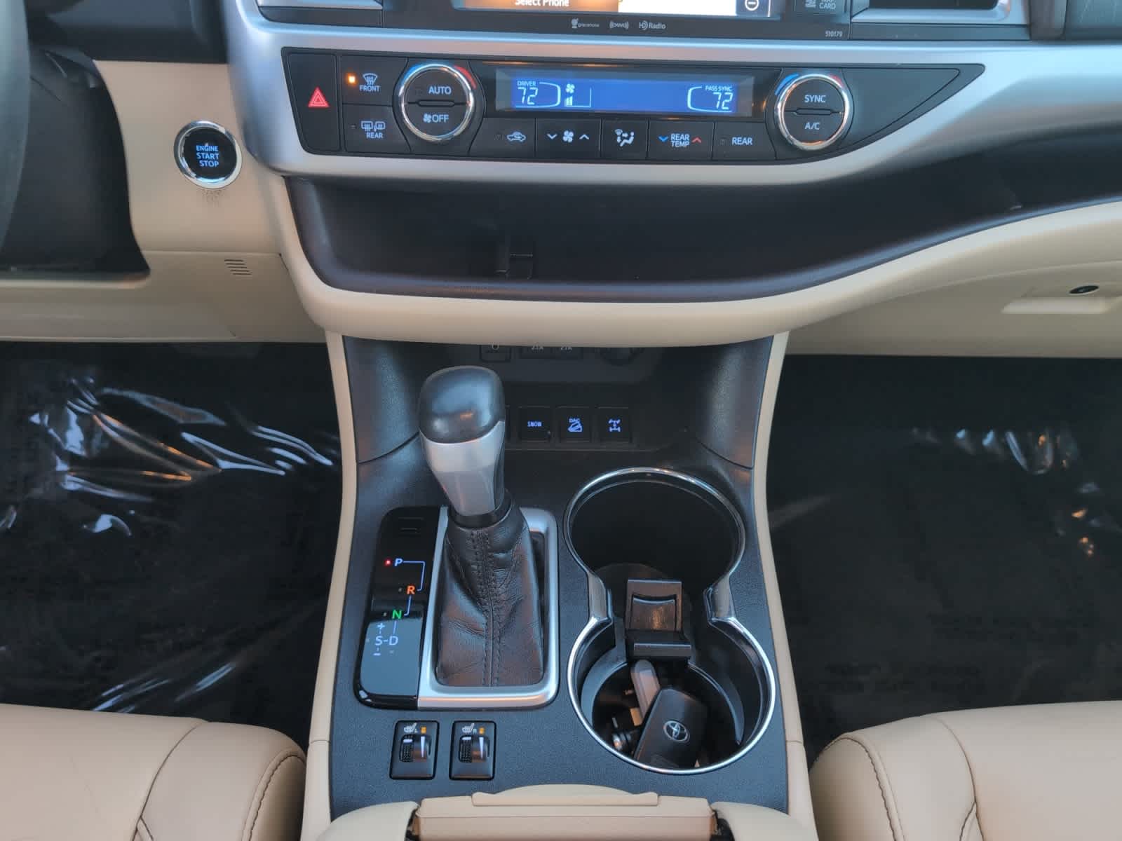 used 2018 Toyota Highlander car, priced at $23,998